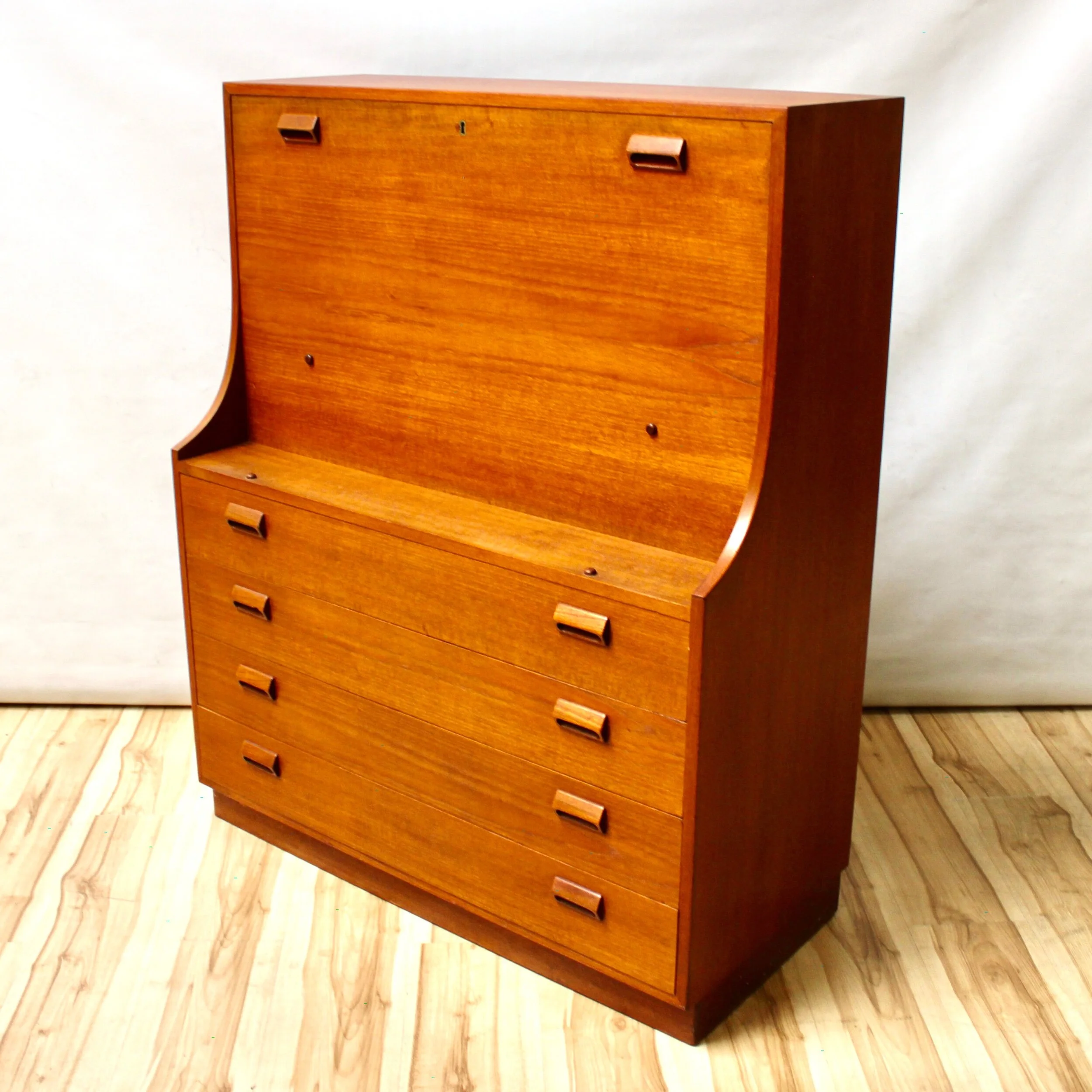 0DF51108-A1FD-4A50-A61F-DFCFC38EF9F6