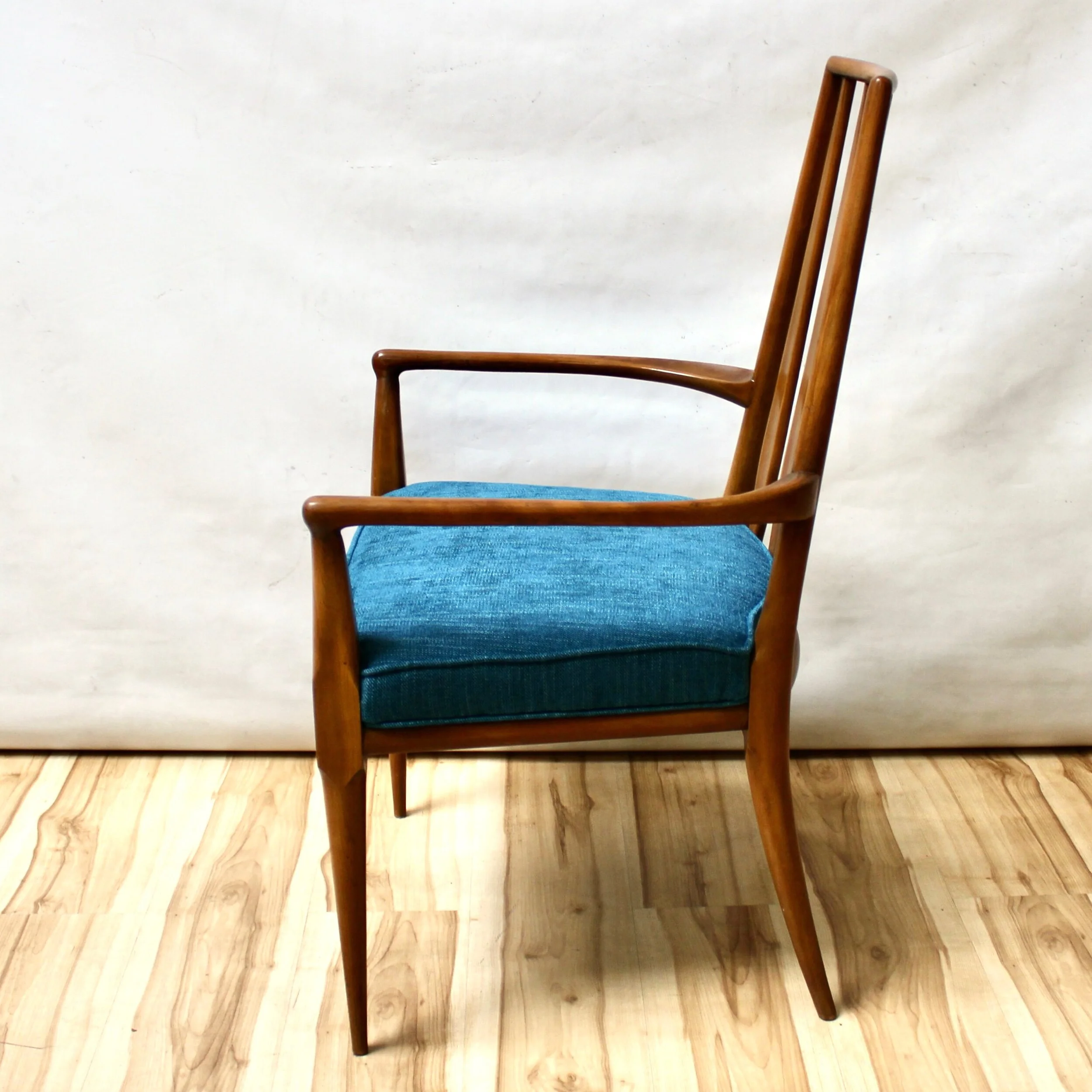 EB7DDAC2-618E-4E83-B7A2-36A8064618E5