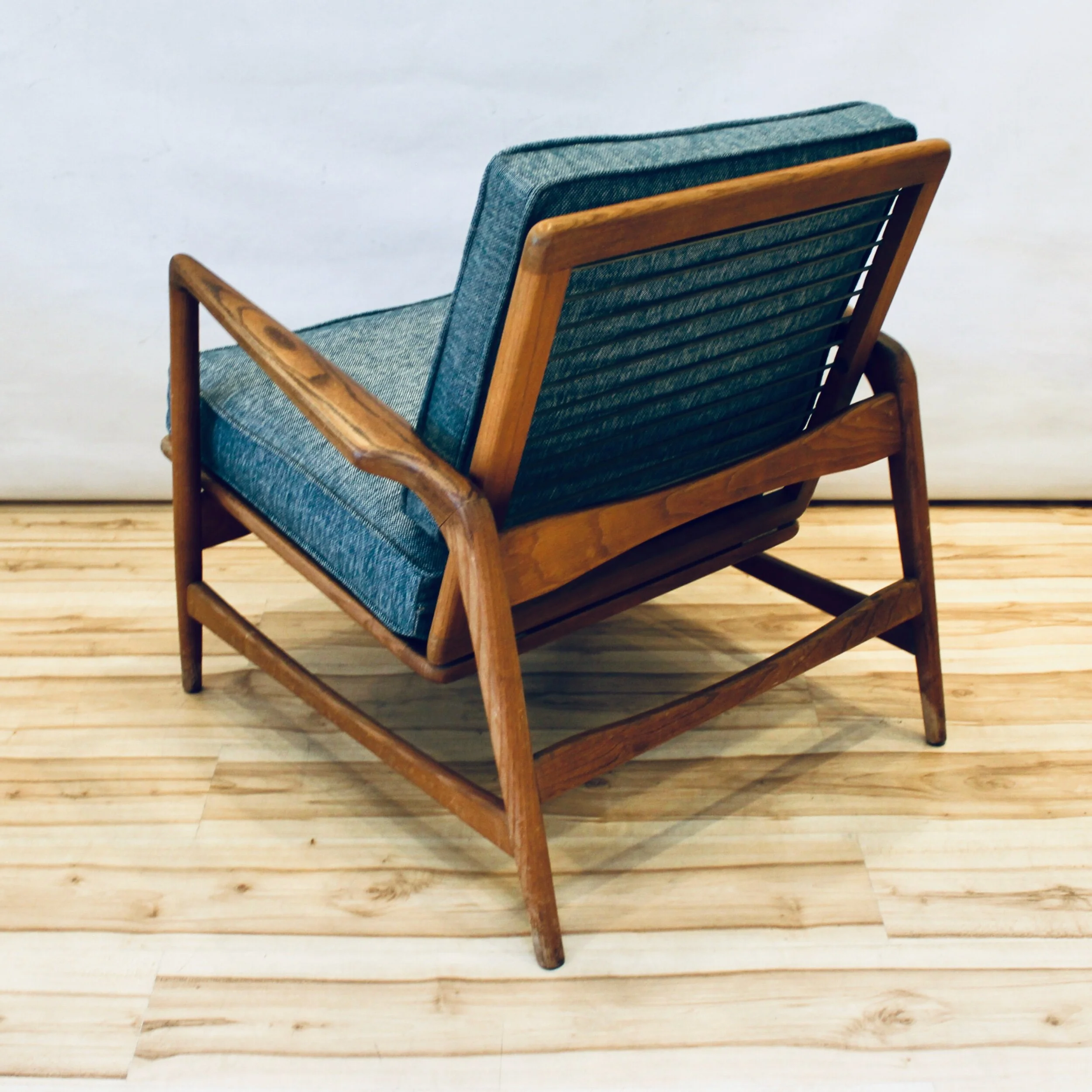 F2B8306F-D187-4A56-BF1C-D2914C149A6F