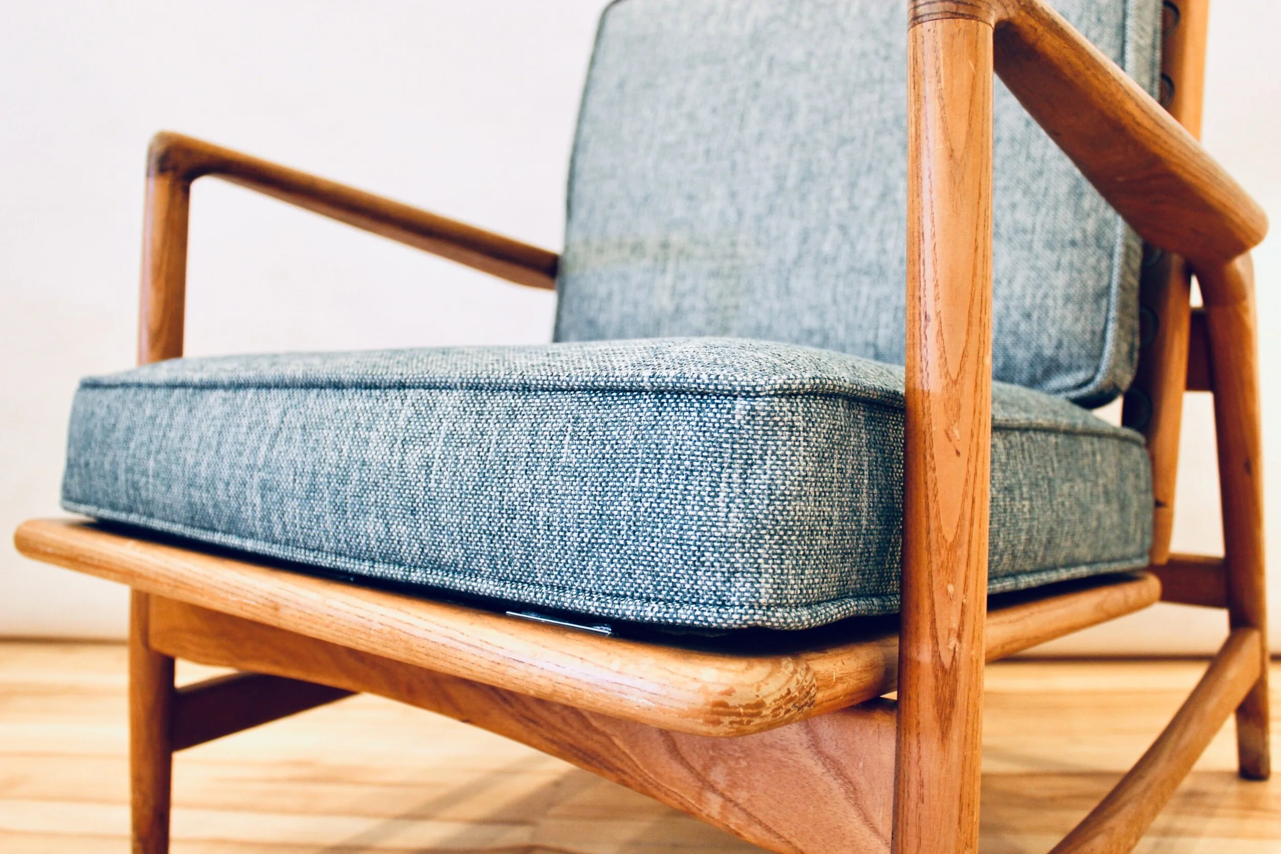 9DBB287F-8728-4CB6-8438-F05A190C8CF5