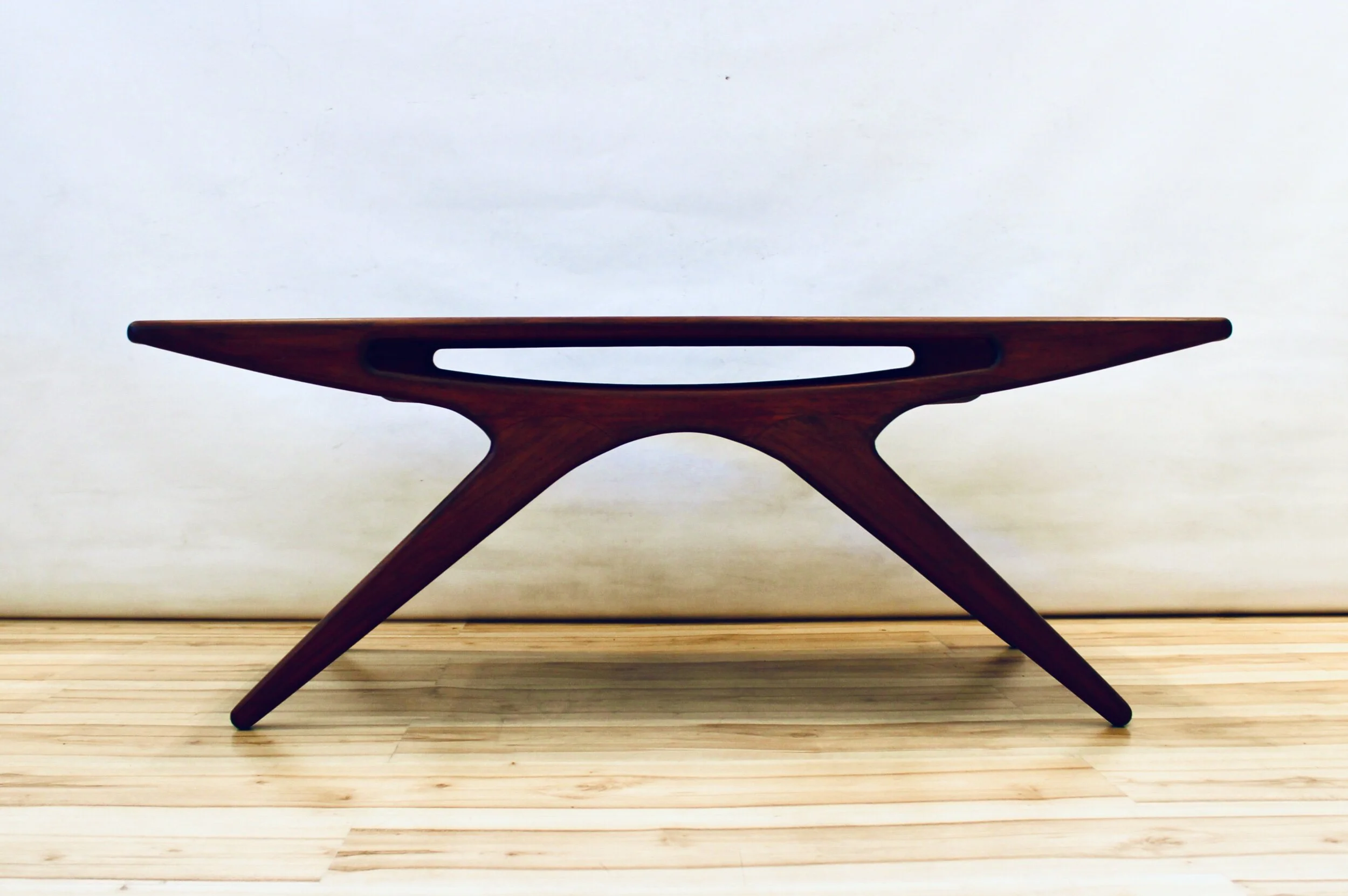 8FAF879A-F6B2-47FE-9912-26E43BC757CD