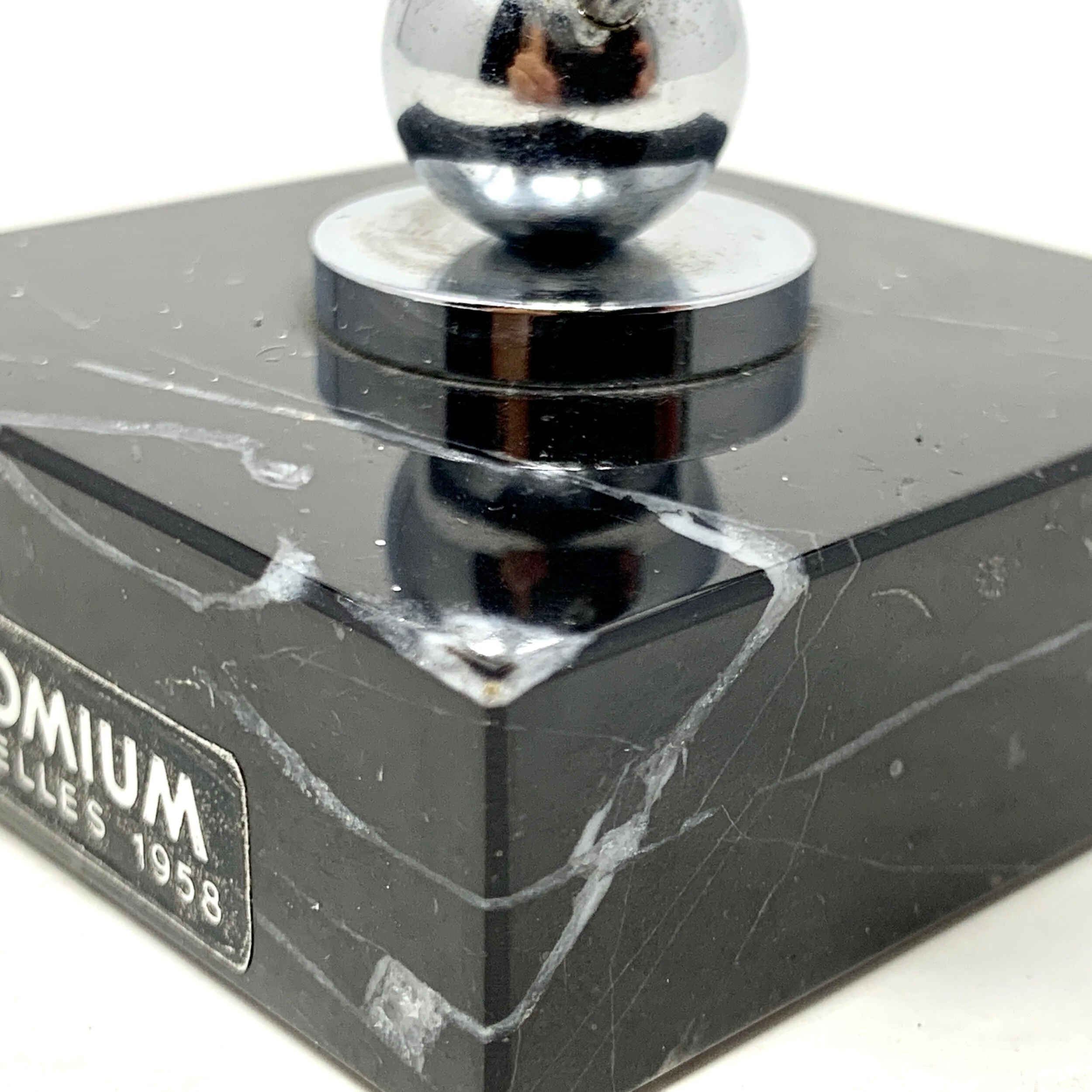 7AFF9D4A-1248-4A23-A7F8-F11EBAE40E71