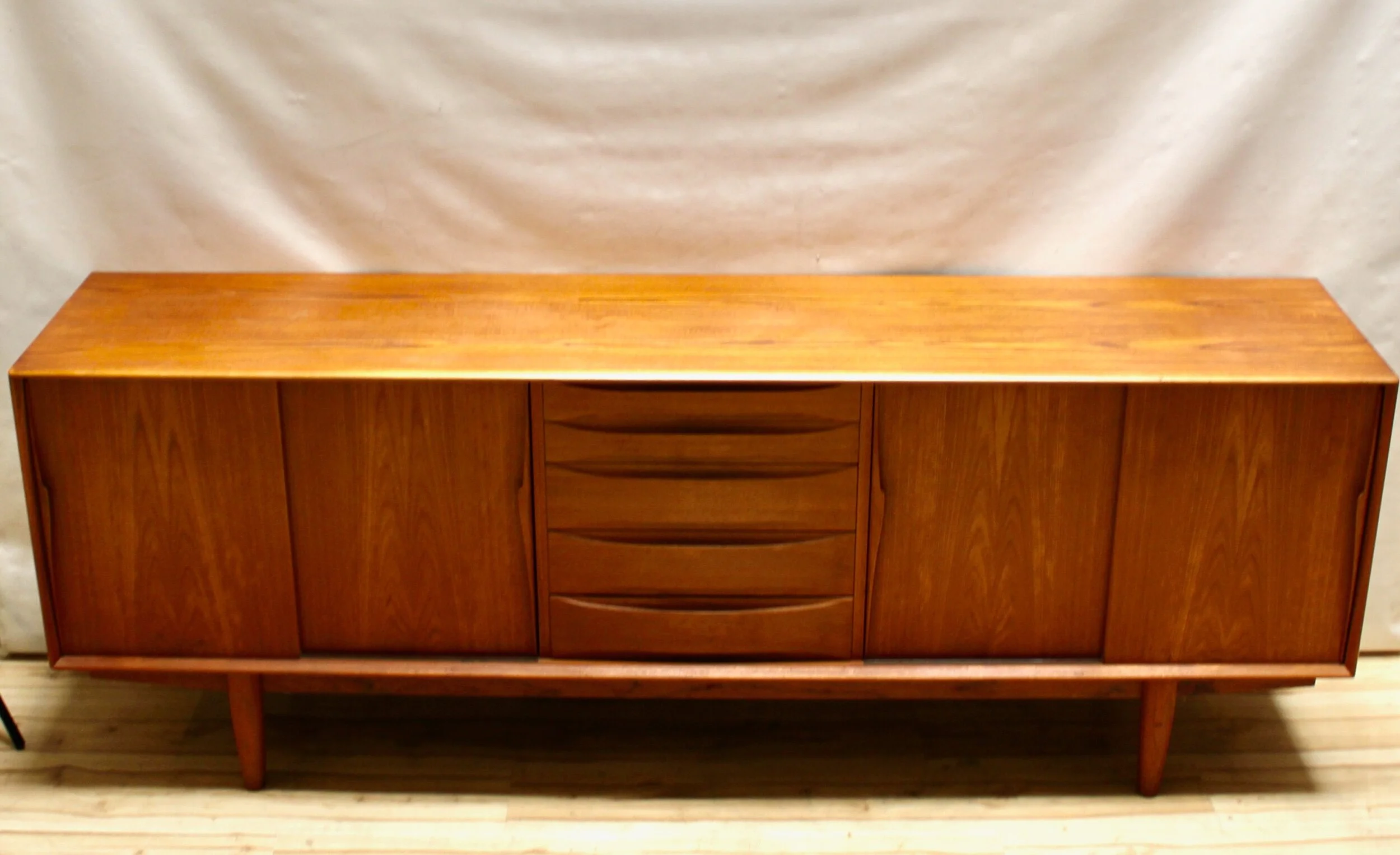 D2F6DC1A-A231-452F-9C28-6836BB402A88