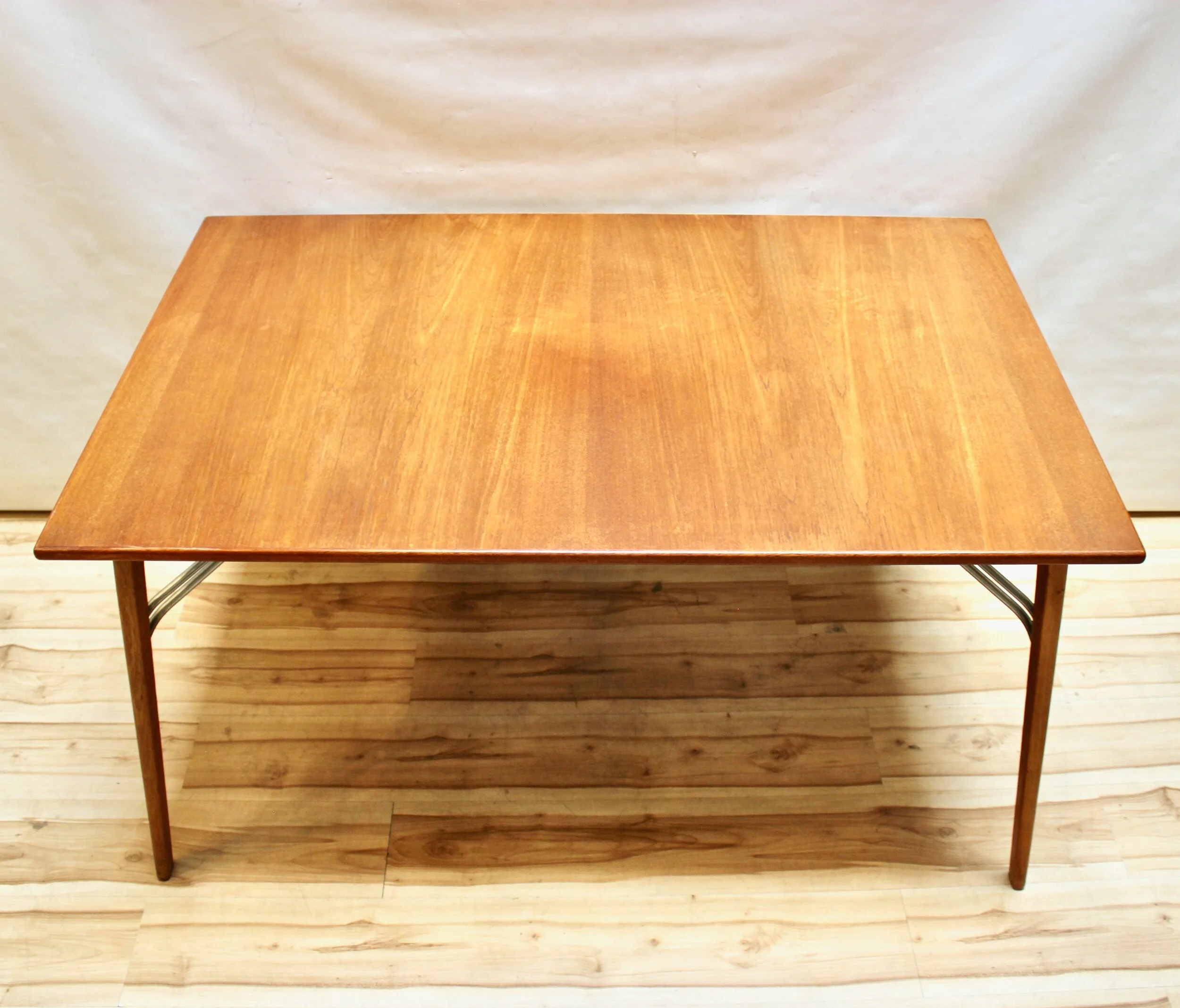 EBFBCB70-EEAF-482D-B8BC-61C536FE549D