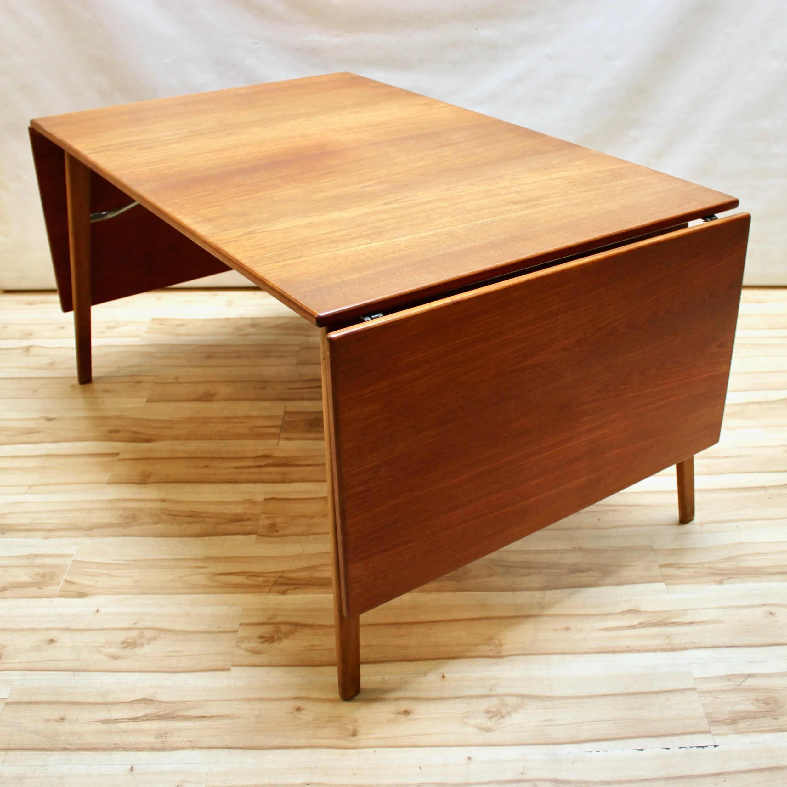 5964BE4E-4E92-4BCA-913C-C23D8B565830