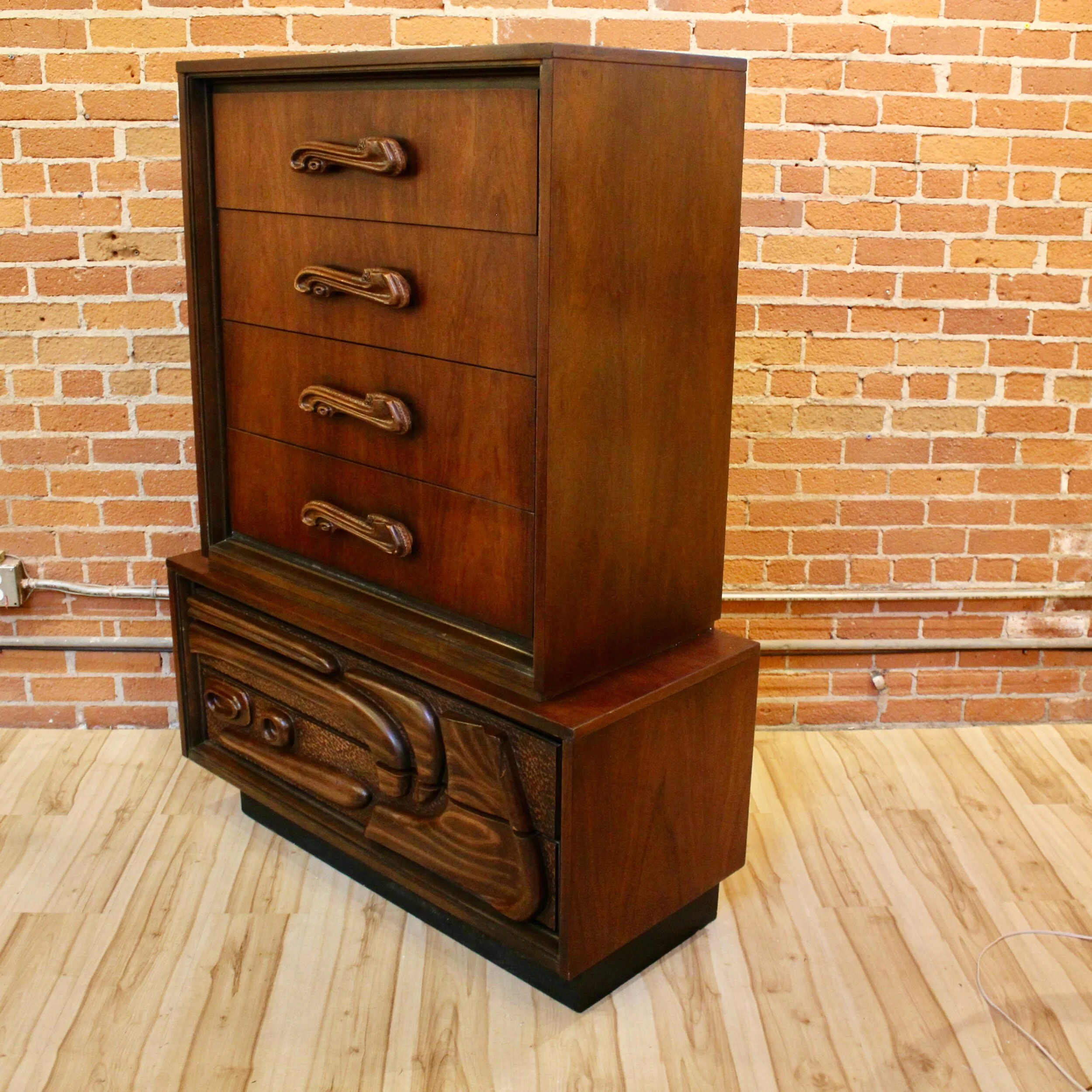 EF65C775-D1CD-4E22-A137-026D17E5C10E