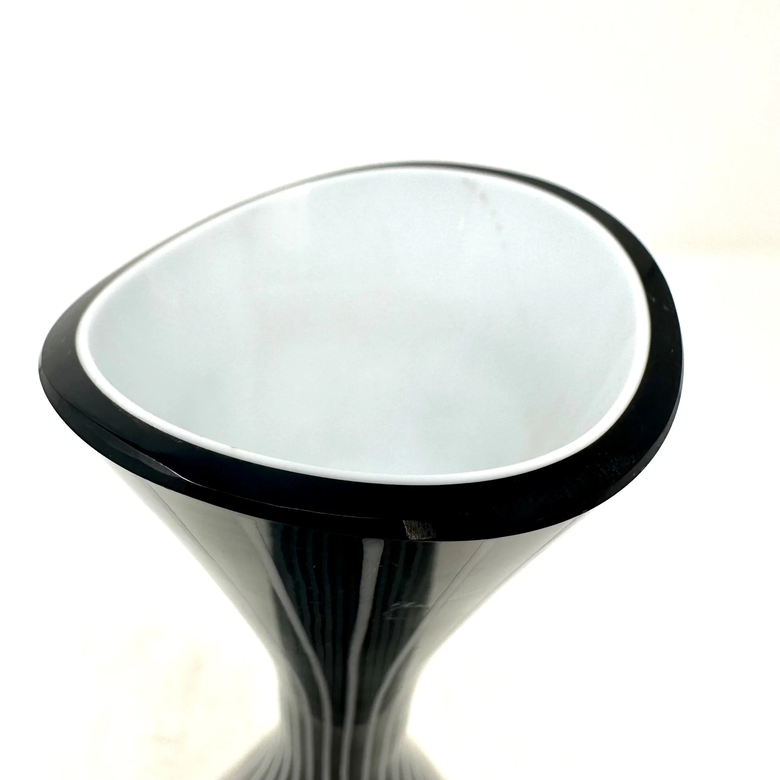 D2766309-971B-4752-A58A-4C3AAC647270