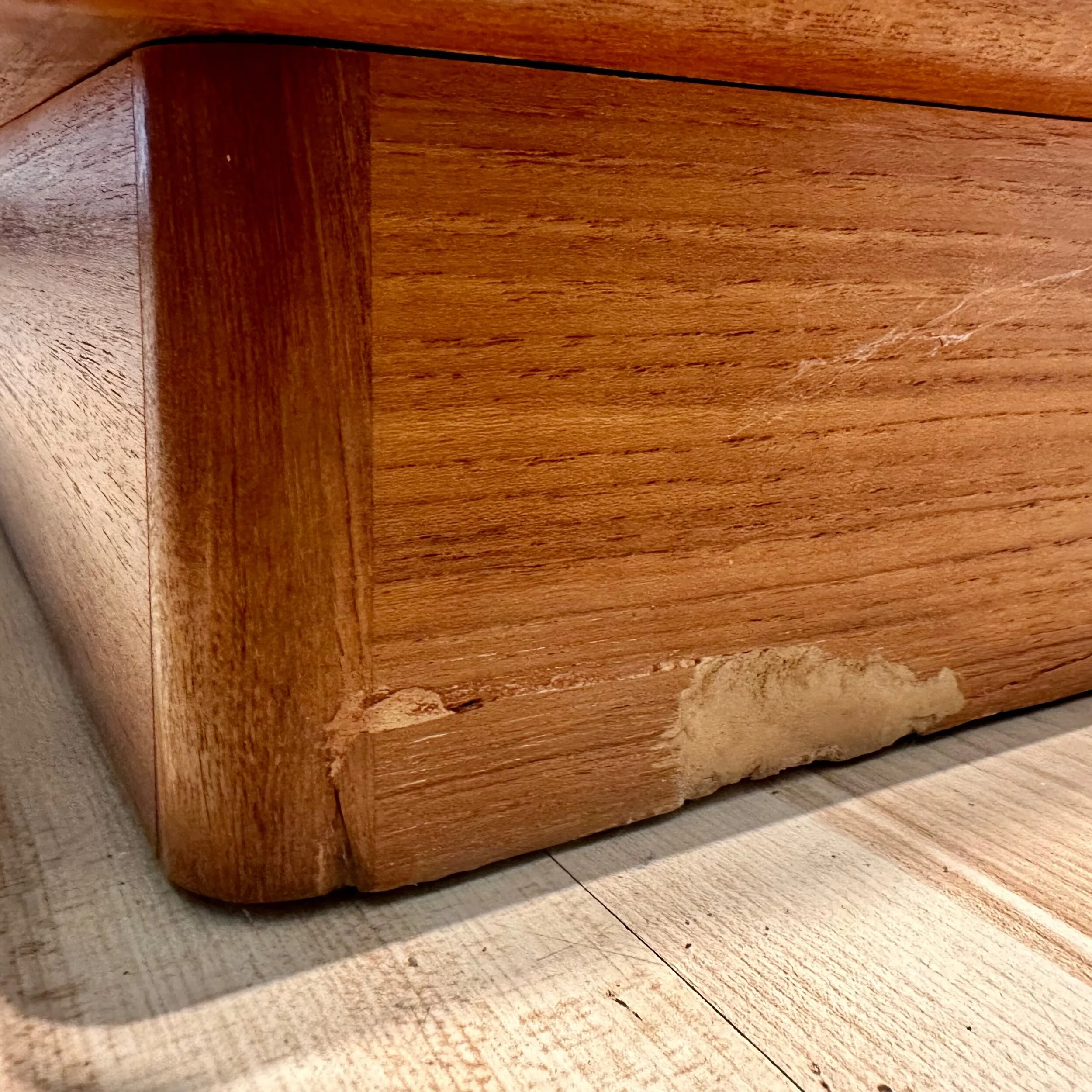 D49A0D0B-F91D-43B0-AB0D-7A254002B20B