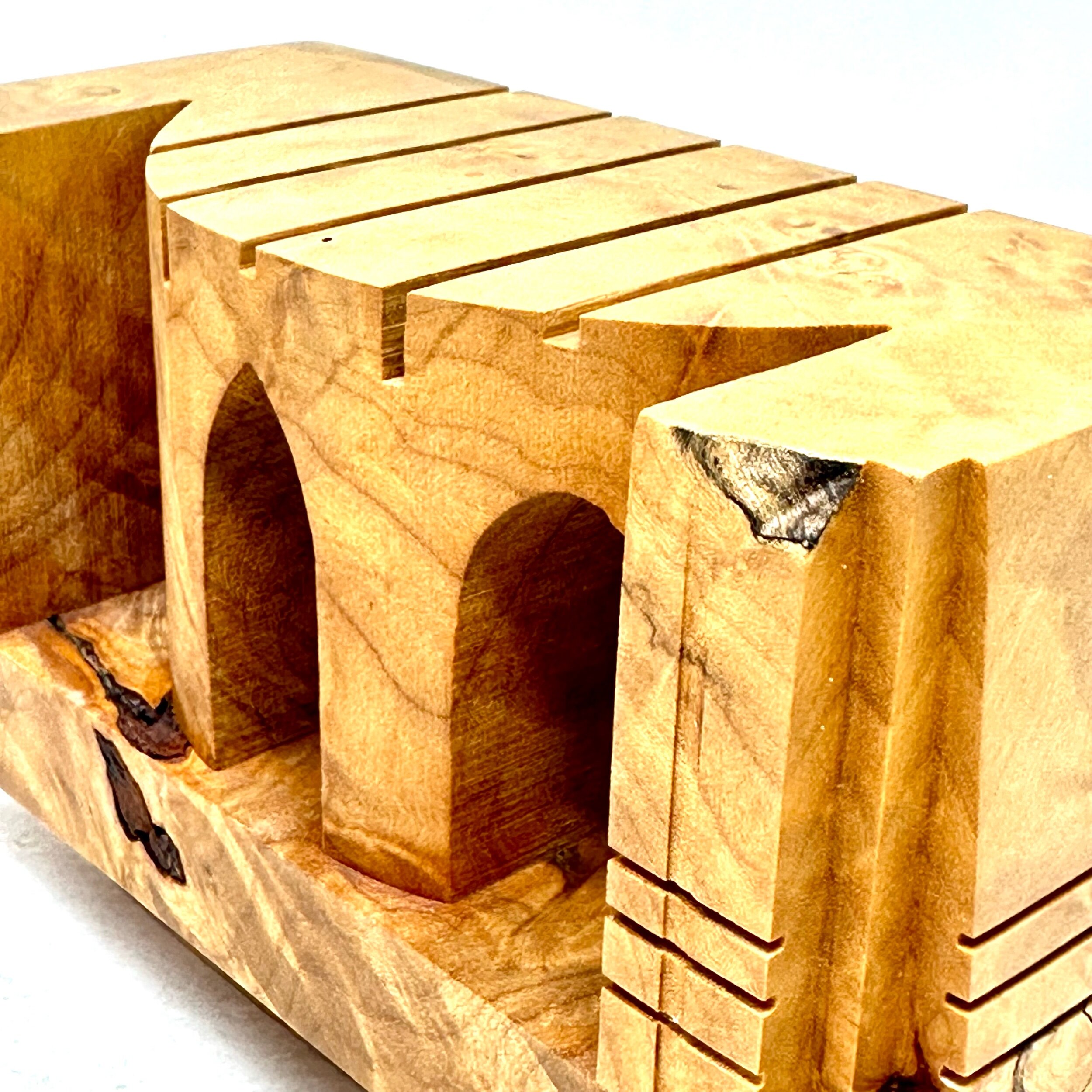 D96DA8ED-0592-4D04-8B61-90A950E92E23