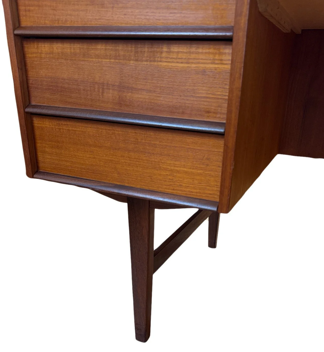desk (11).jpg