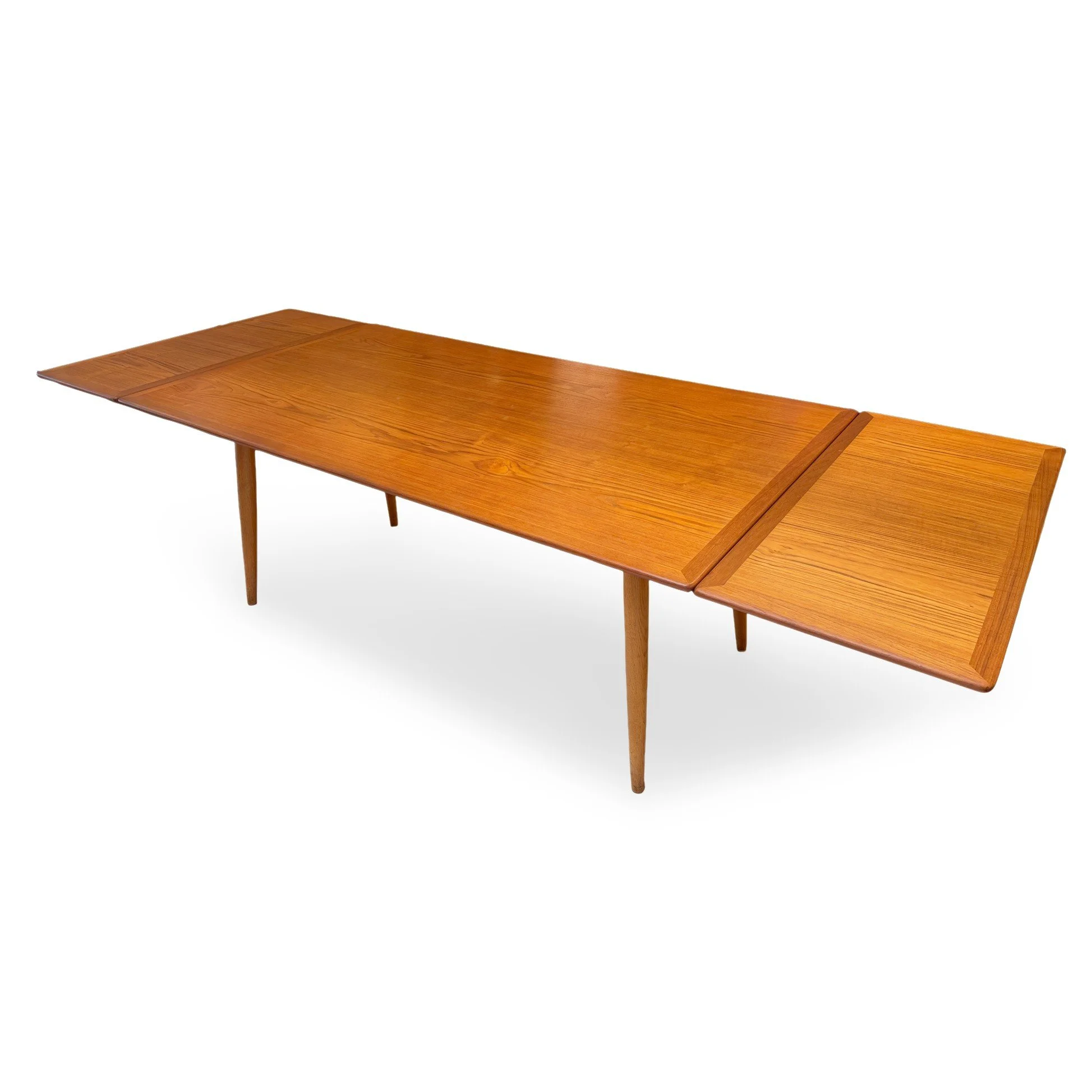 wegner table (4).jpg