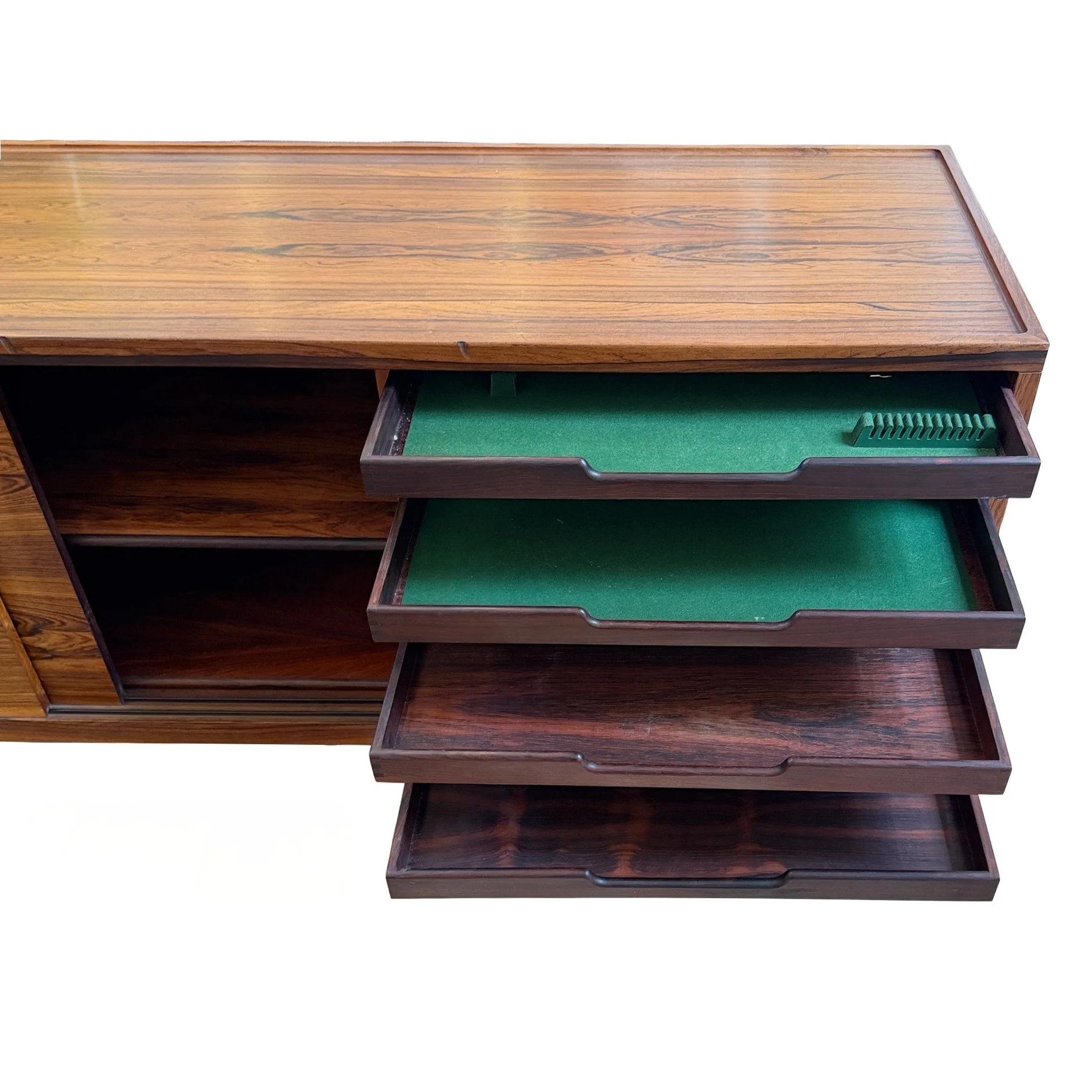moller credenza (7).jpg