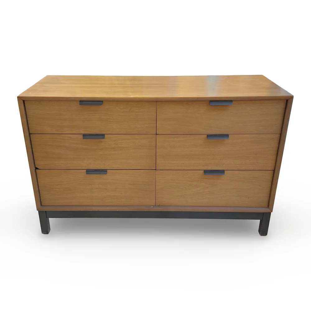 kroehler mid century modern dresser Kroehler Chest of Drawers  VINTAGE ON POINT