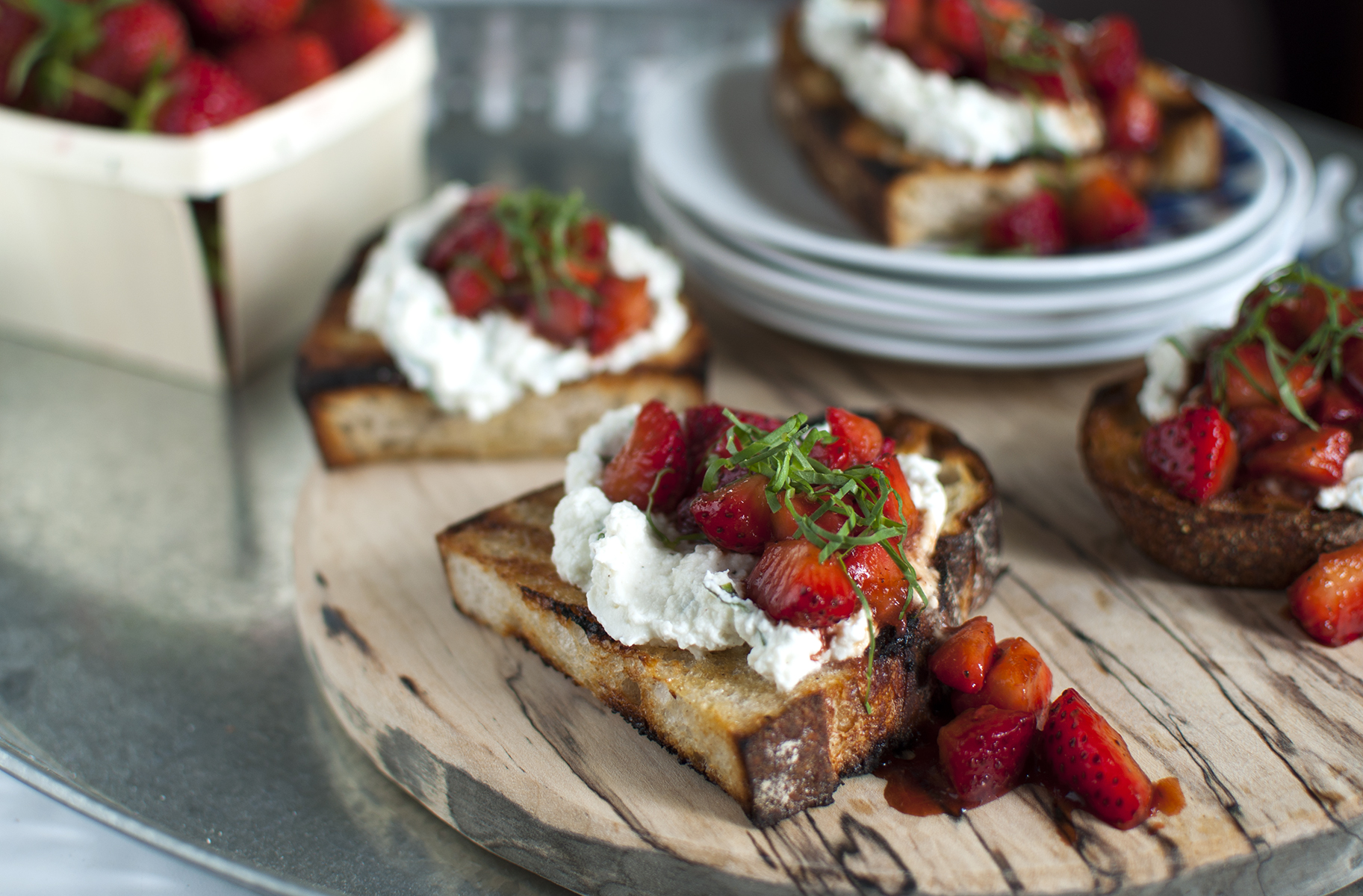 strawberry_bruschetta_catalano2.jpg
