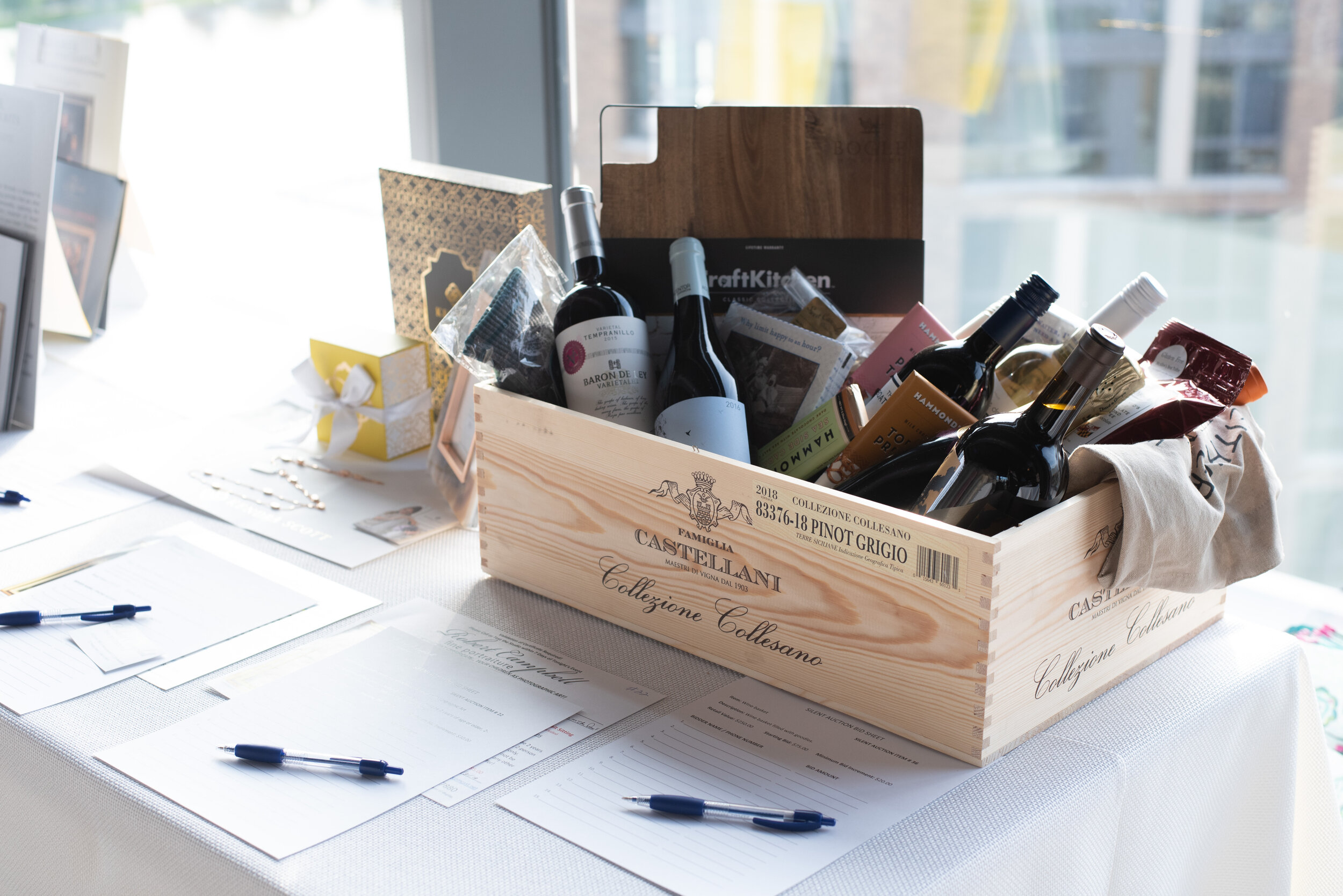 Silent Auction.jpg