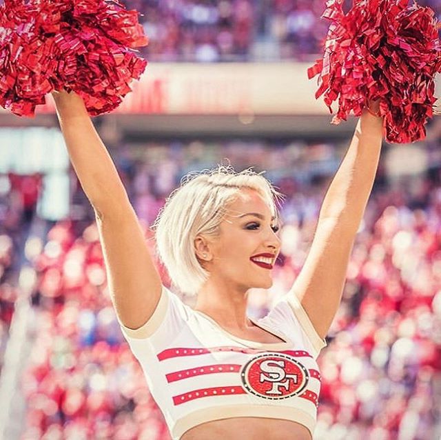 Sunday Funday! Let&rsquo;s go @goldrush @49ers ❤️💛🏈 I feel so lucky so have to have worked with this organization for 12 seasons already! 💄💋 #Faithful .
.
.
#SFGoldRush #GoldRush #GoldRushCheerleaders #sf #sanfrancisco #NFL #football #NFLcheerlea