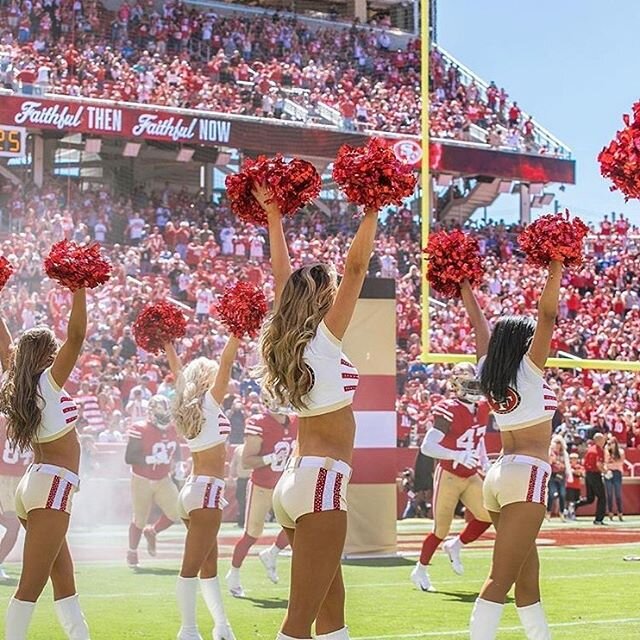 Faithful then, faithful now! ❤️💛🏈 Let&rsquo;s hear it Niner Nation, who&rsquo;s ready for some football?!
#beatthehawks .
.
.
.

#SFGoldRush #GoldRush #GoldRushCheerleaders #sf #sanfrancisco #NFL #football #NFLcheerleaders #dancers #procheerleaders