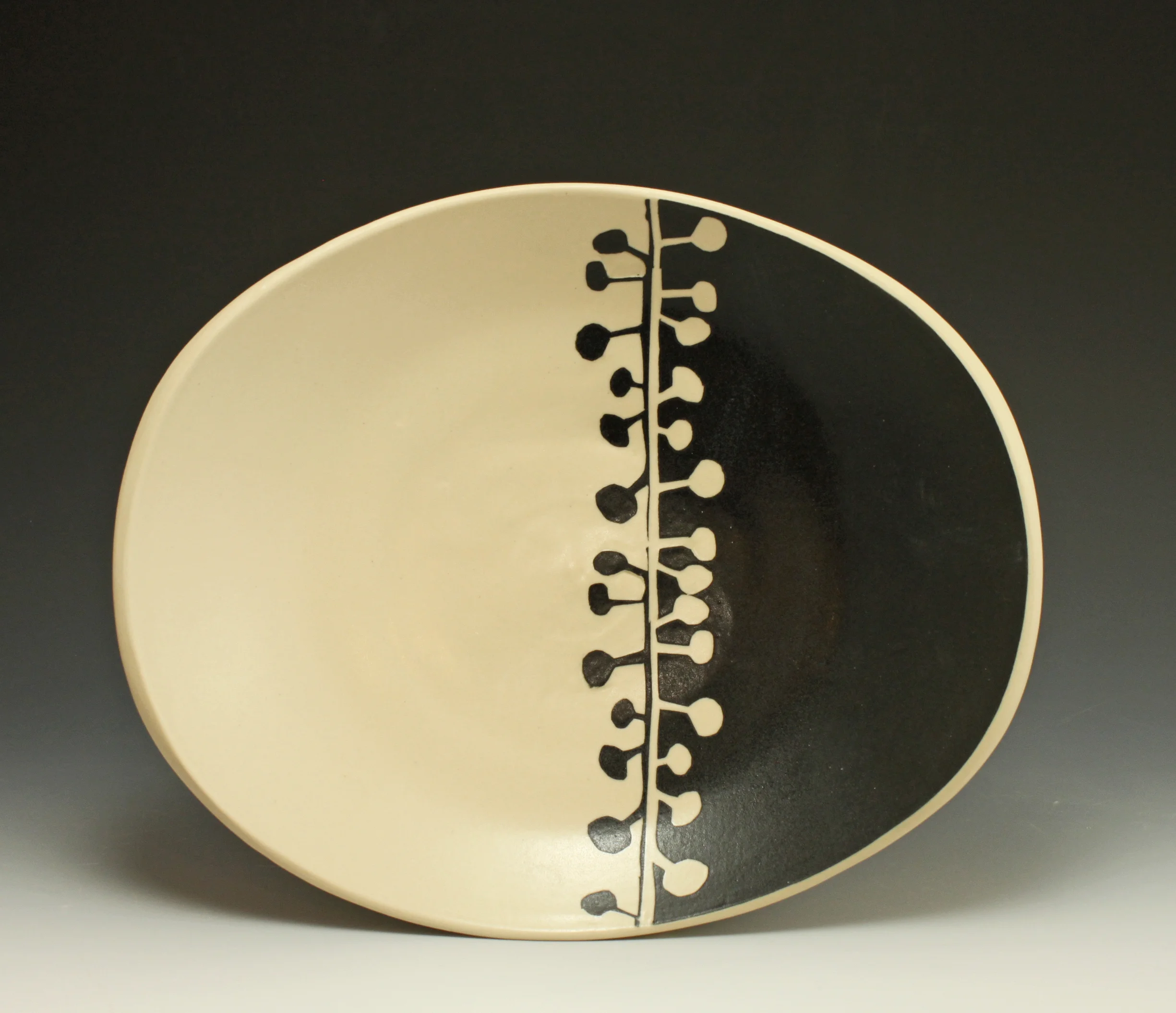 Sprouts large oval plate