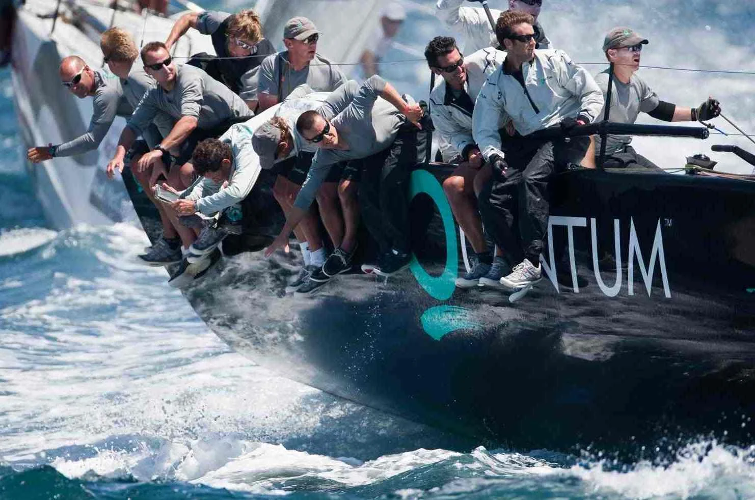 Quantum-Racing-teamwork.jpg