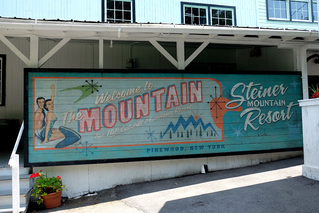  “THE MARVELOUS MRS. MAISEL” SET DECORATION, SCOTT’S OQUAGA LAKE HOUSE — DEPOSIT, NEW YORK 