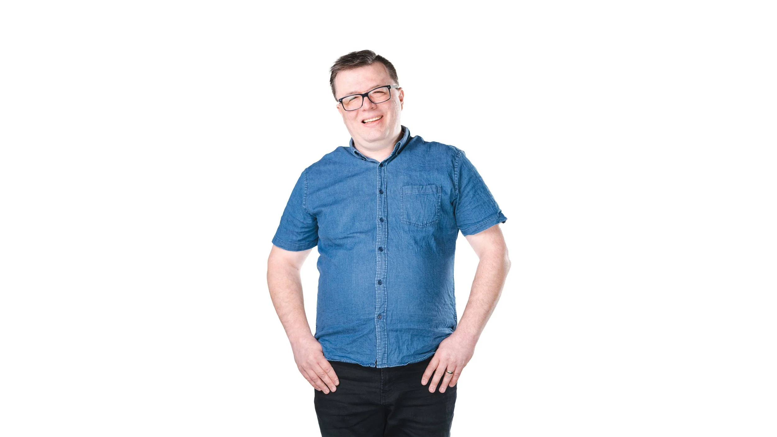 alexjameslyons2025_16x9_center.jpg