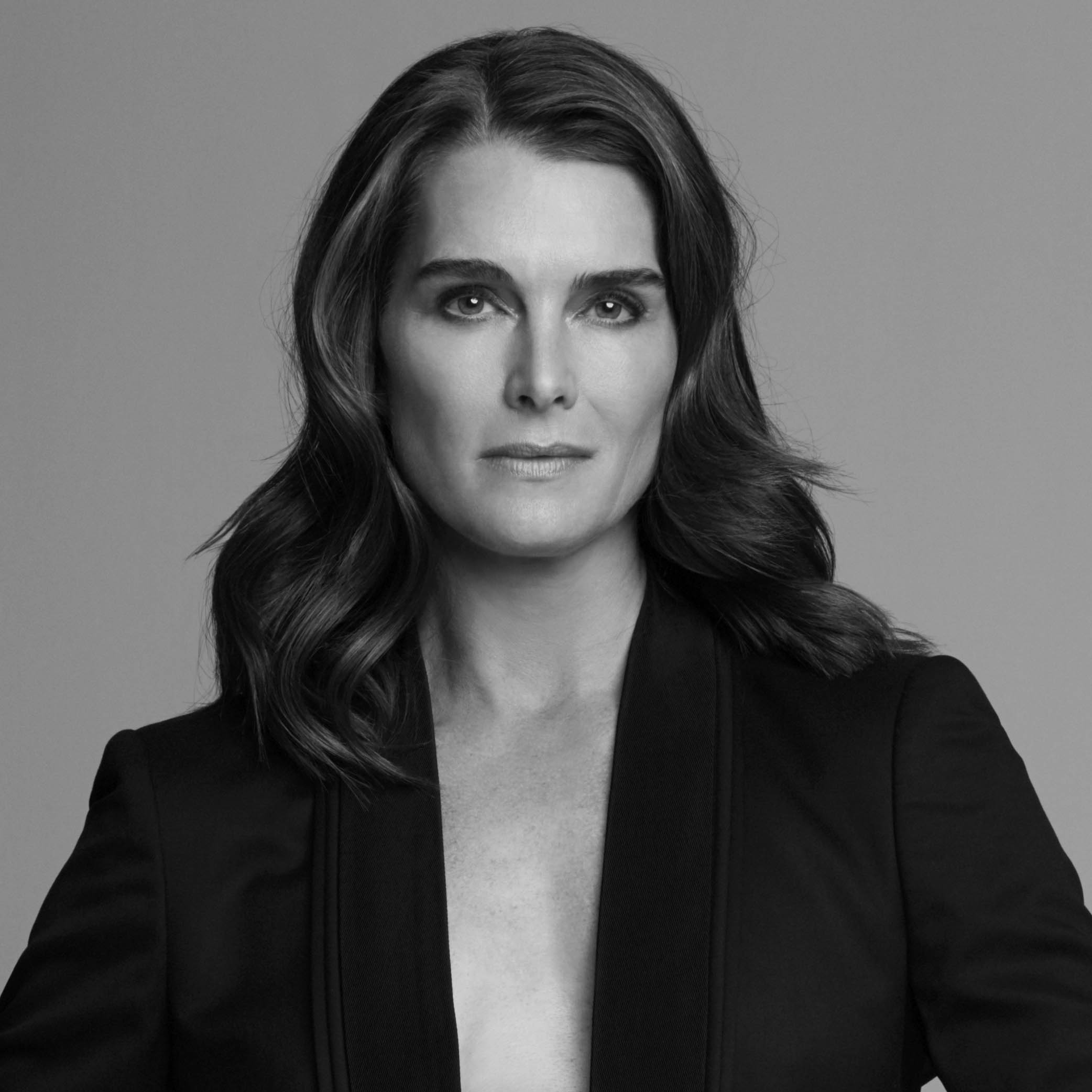 MyTheresa-BrookeShields20974-FINAL_BW-v2.jpg