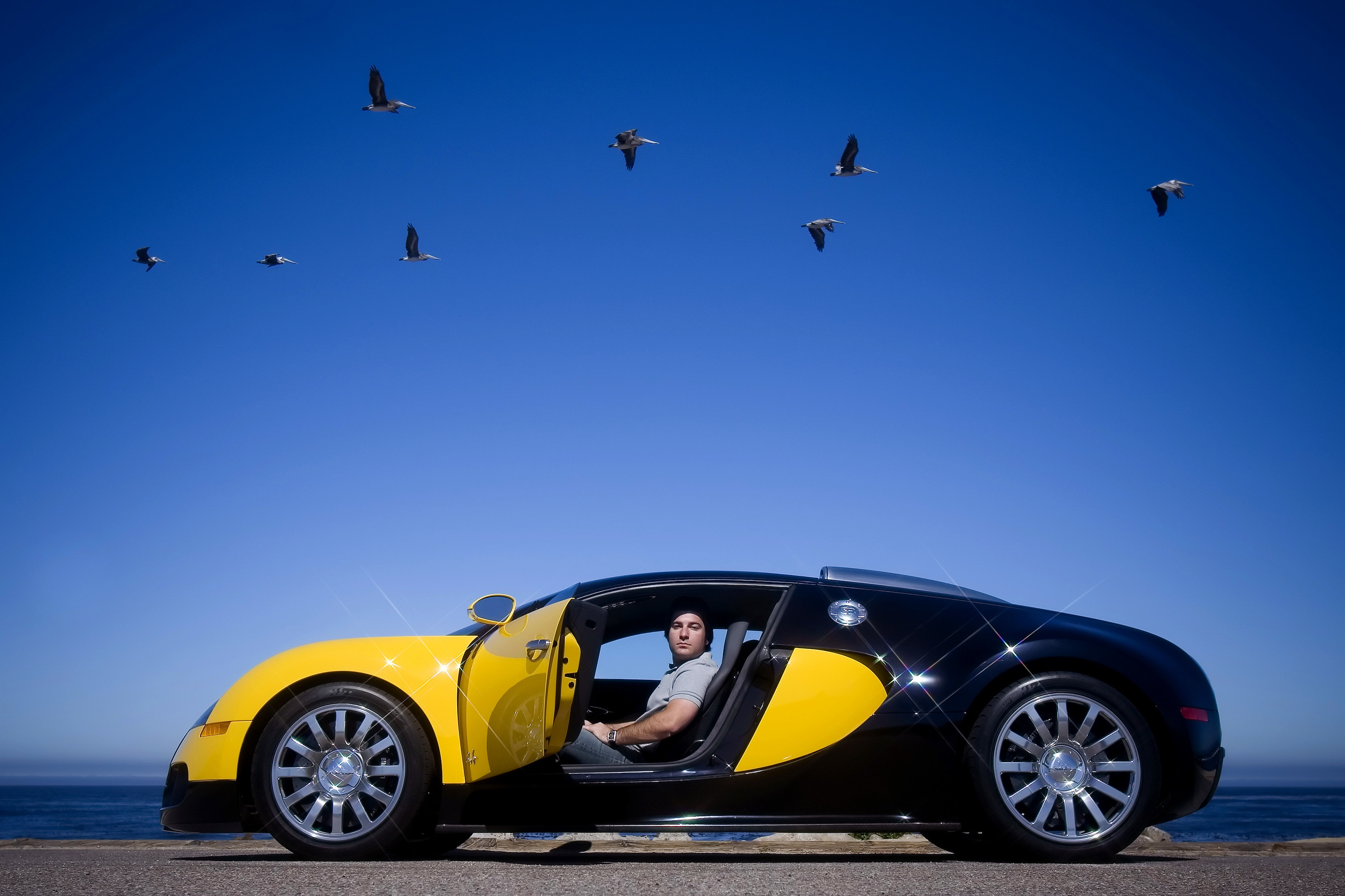   Stewart Schwartapfel / Bugatti Veyron - writer  
