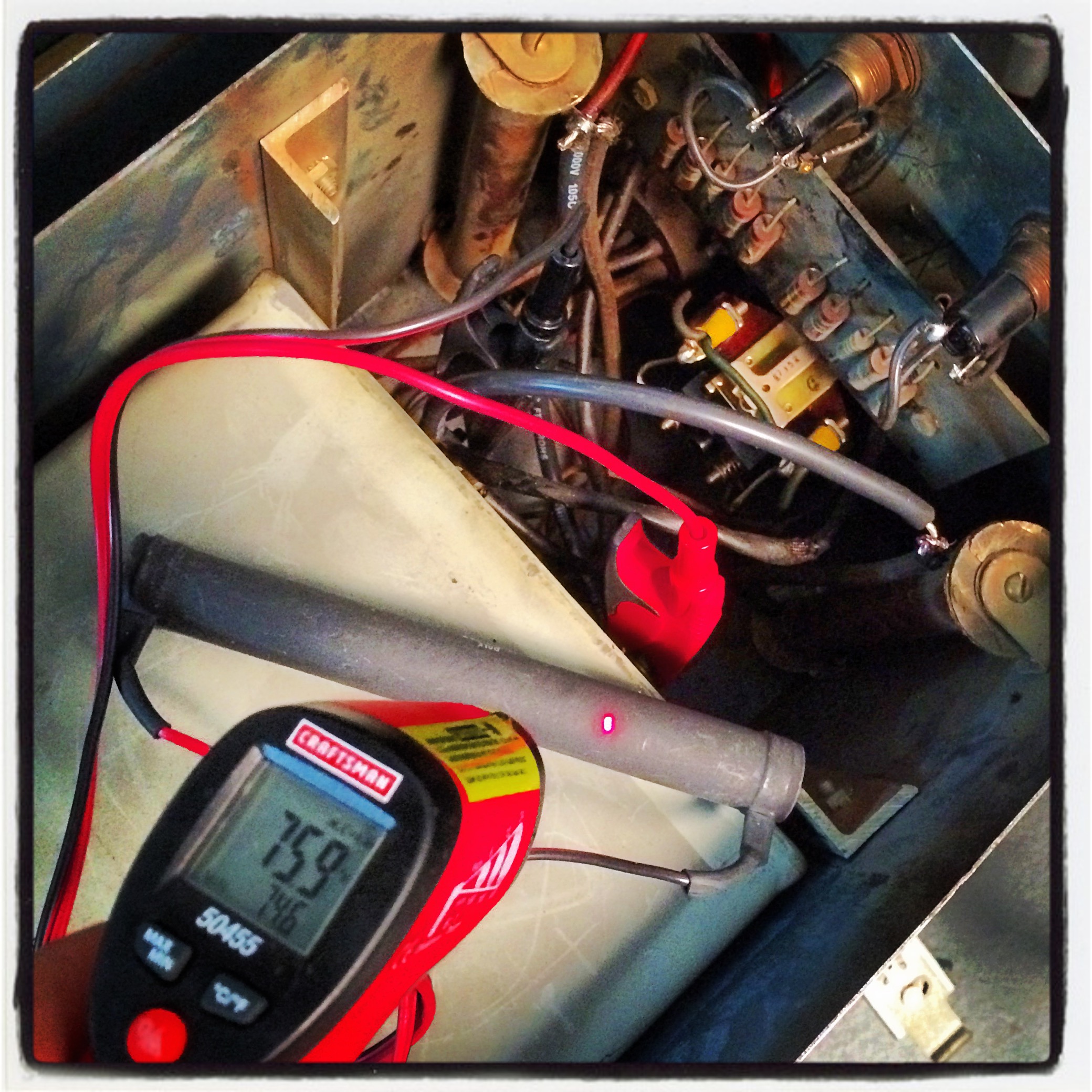 Monitoring resistor temperature during capacitor discharge.
