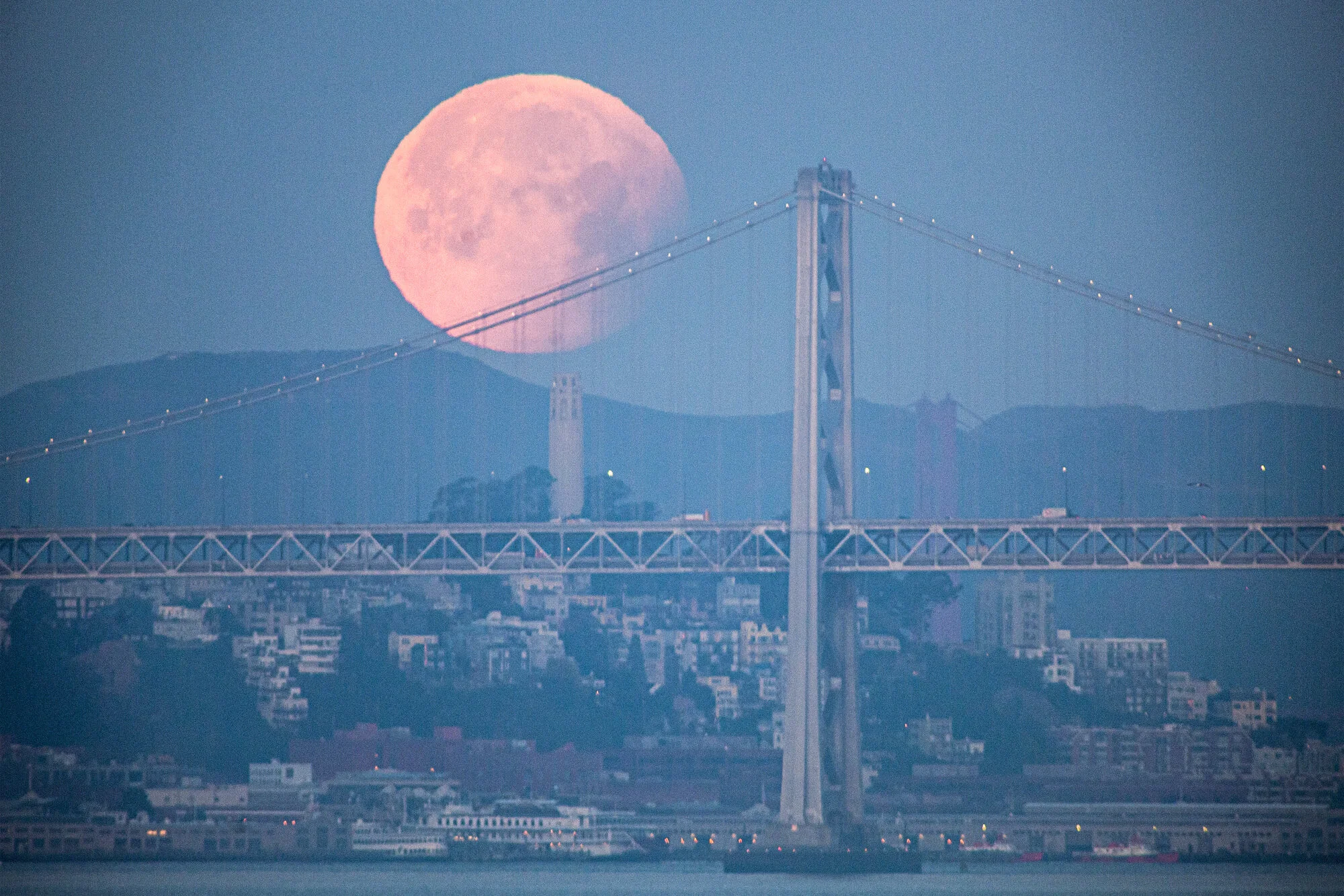 Super Blue Blood Moon lunar eclipse - San Francisco, CA