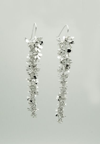 daisy cluster earrings.jpeg