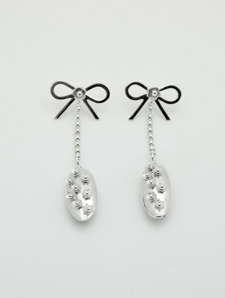 flower bow droplets.jpeg