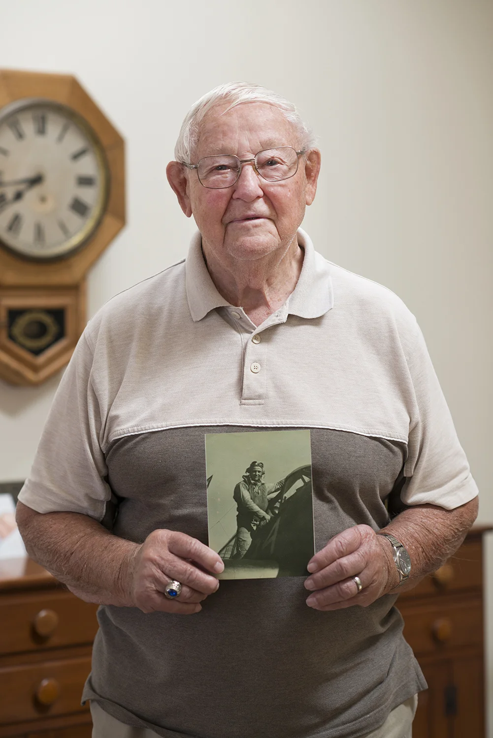 Portrait of Ken Glass at his home in Ohio. Sunday August 2, 2015.