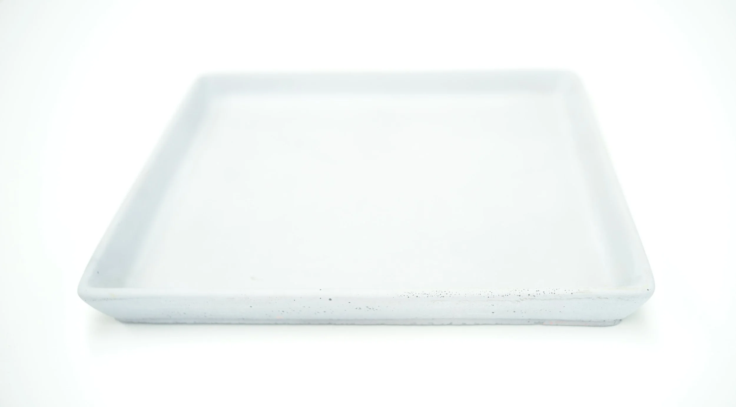 Nelio grey front.jpg