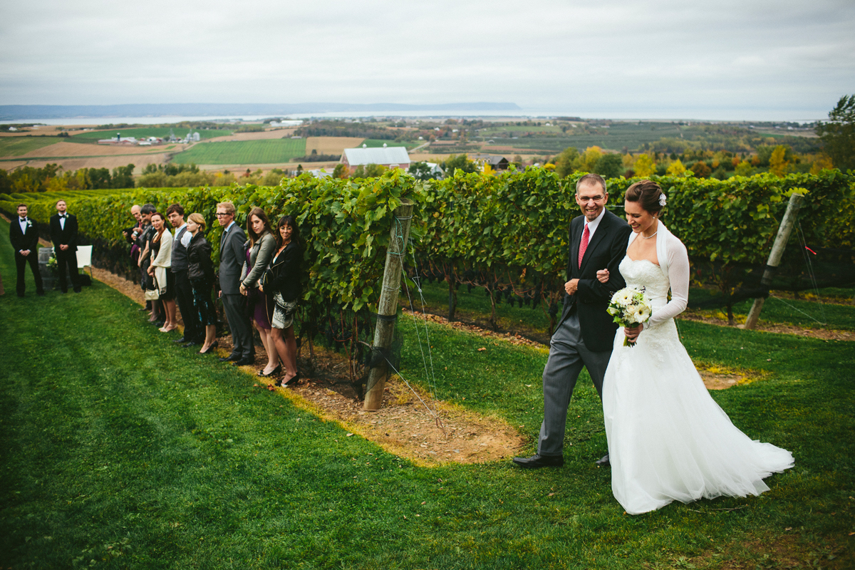 Luckett Vineyards Wolfville Wedding 