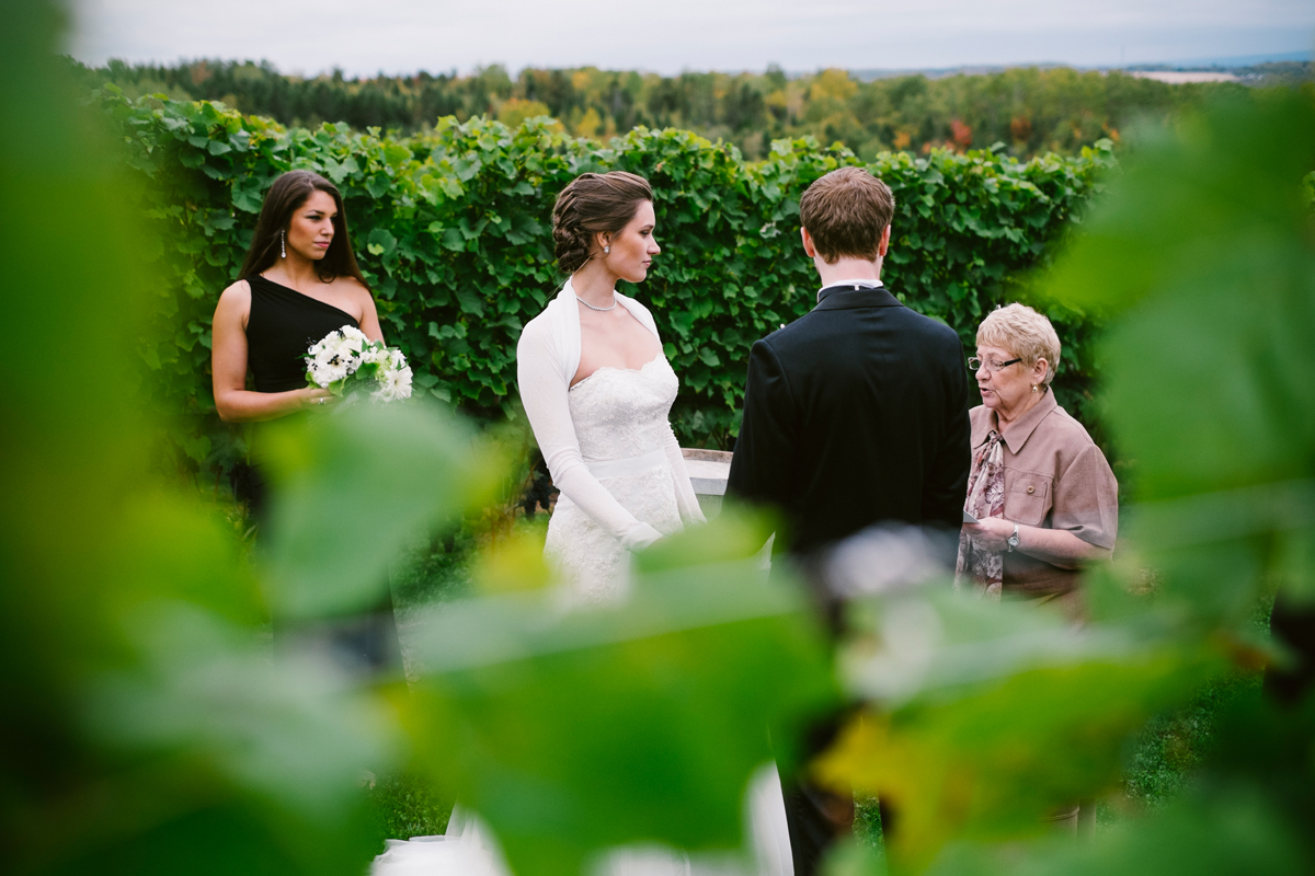 Luckett Vineyards Wolfville Wedding 