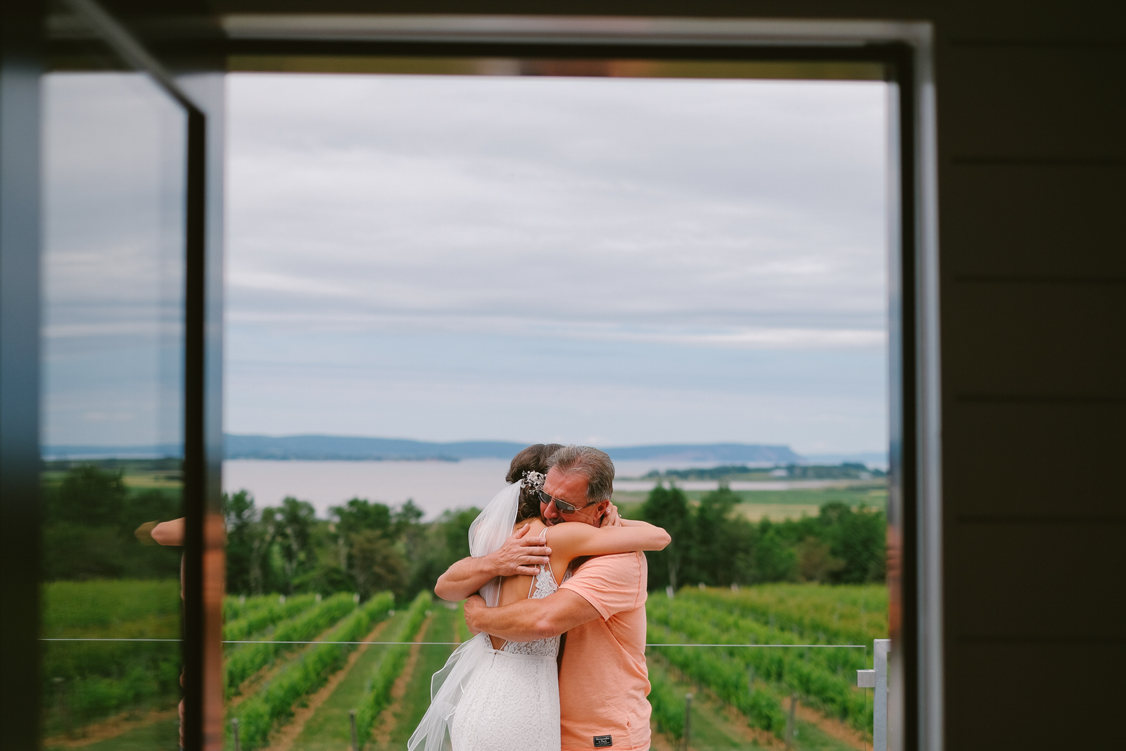 A summer Lightfoot &amp; Wolfville Wedding