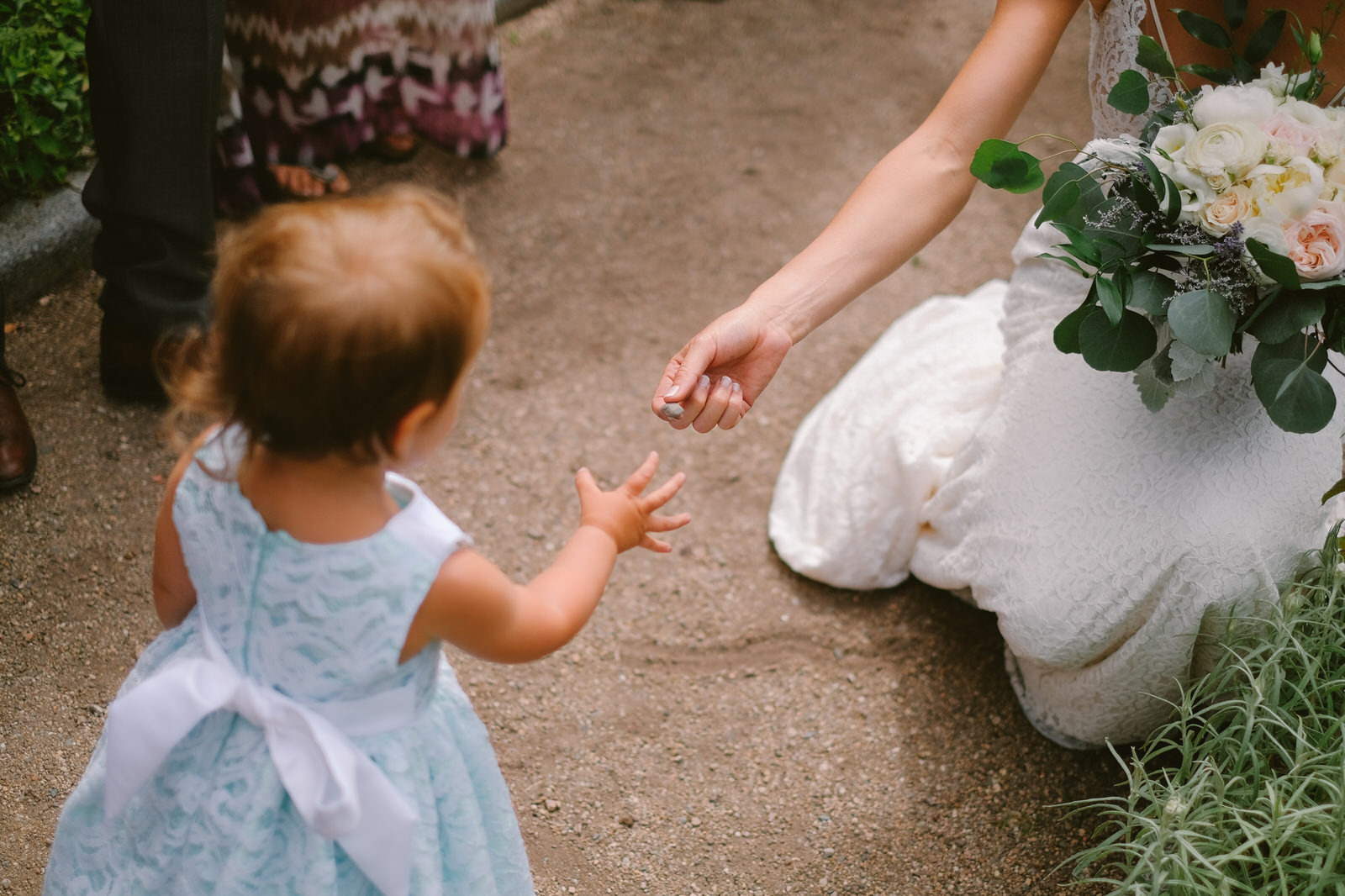 A summer Lightfoot &amp; Wolfville Wedding