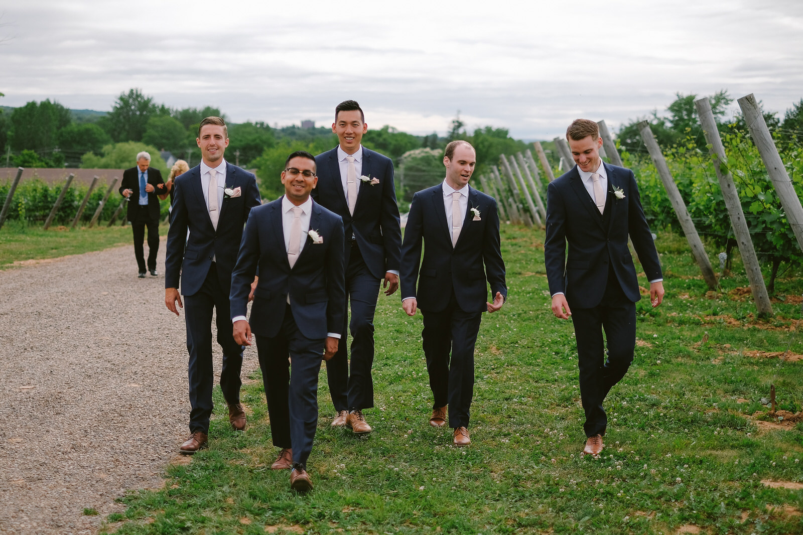 A summer Lightfoot &amp; Wolfville Wedding