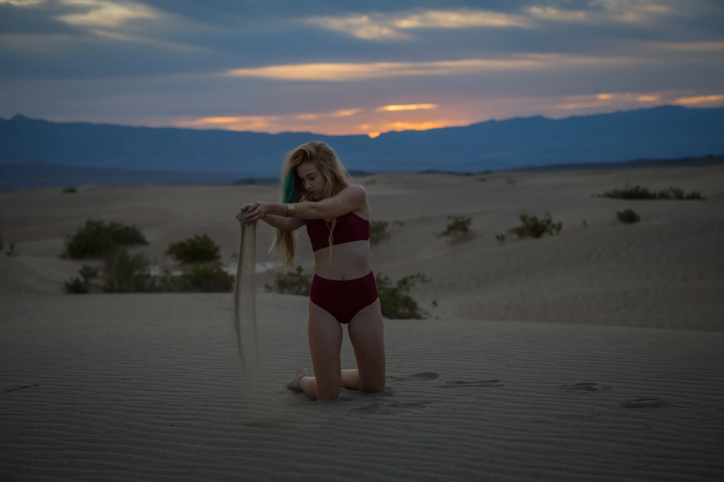 AstroBandit_JordanRose_MesquiteSandDunes_DeathValley_Sunrise_Maroon_Bathing_Suit_5.jpg