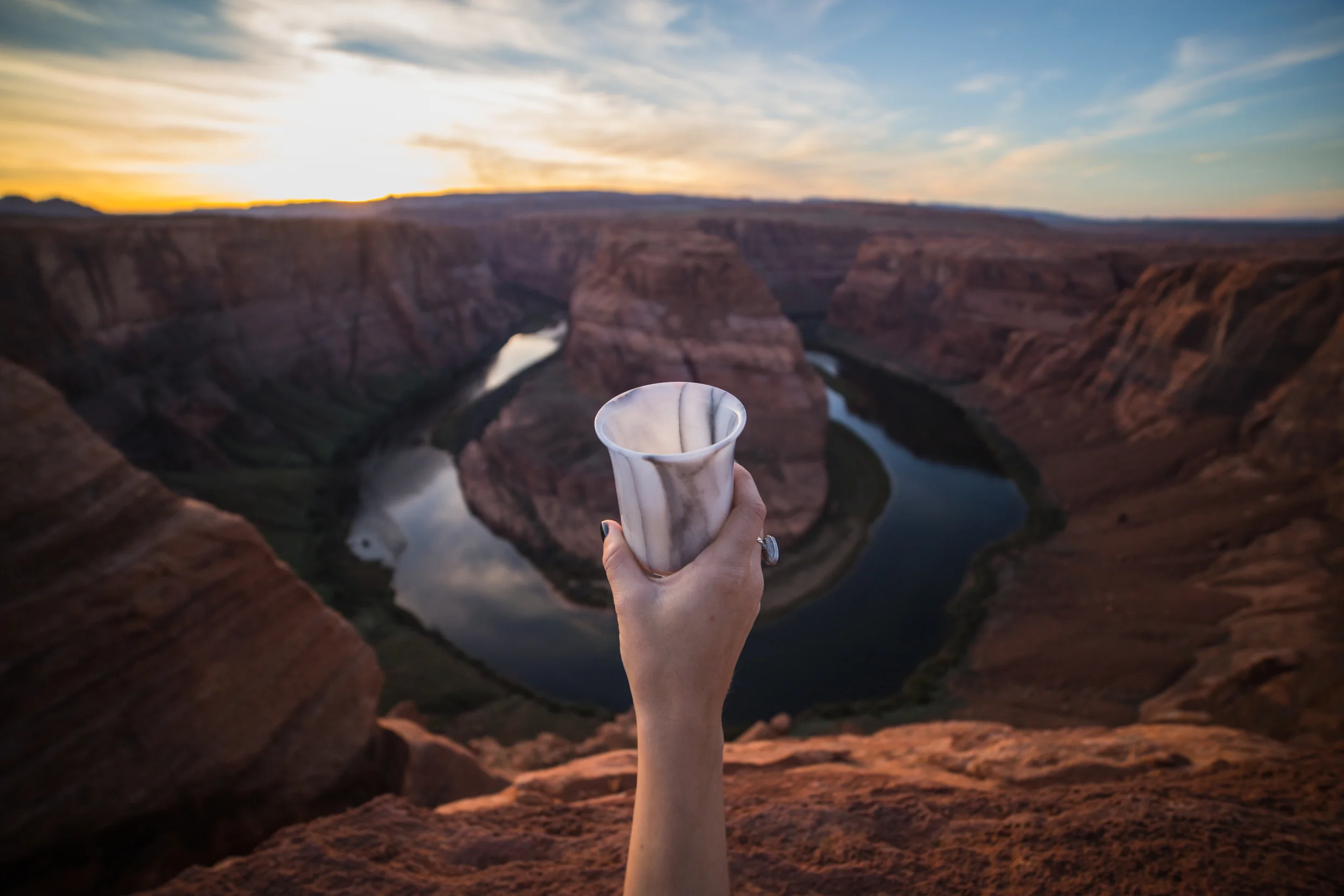 AstroBandit_JordanRose_HorseshoeBend_Cheers_Sunset_Arizona_Wanderlust_Travel.jpg