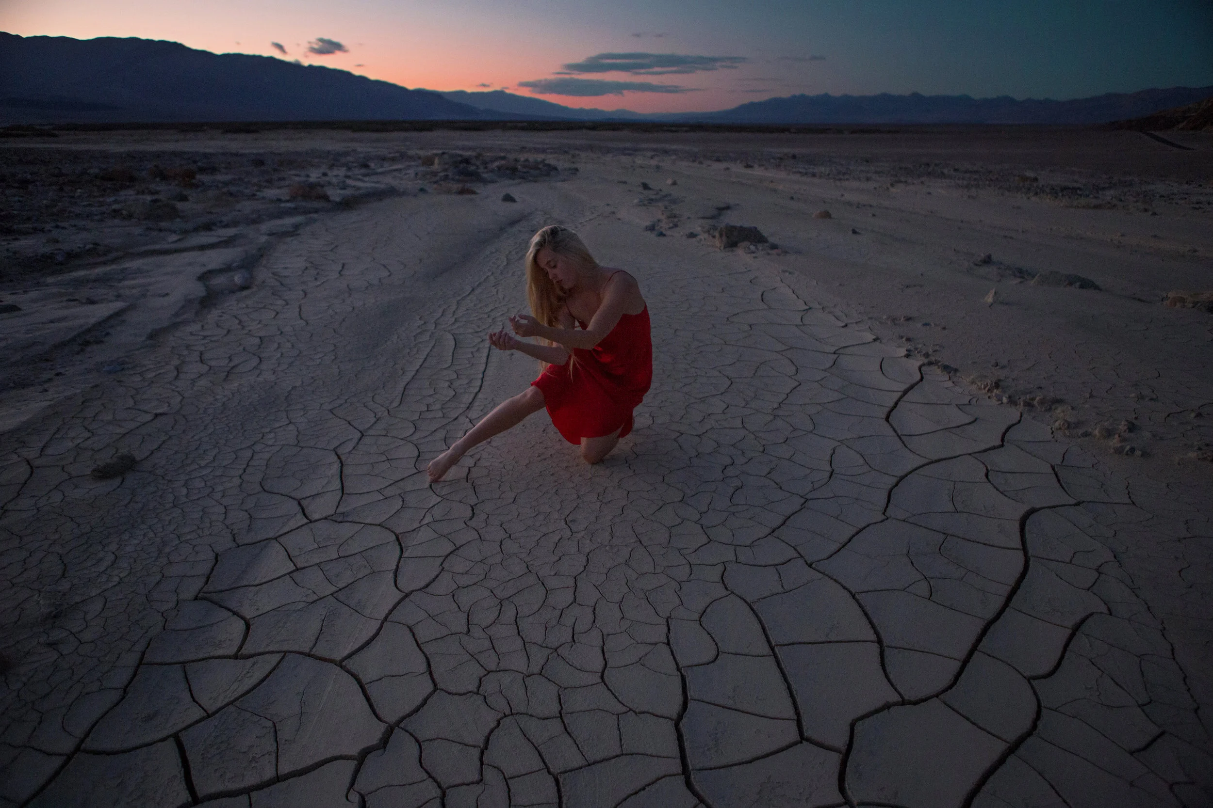 AstroBandit_JordanRose_DeathValley_MudCracks__RedSilk_Sunset_Dancing_6.jpg