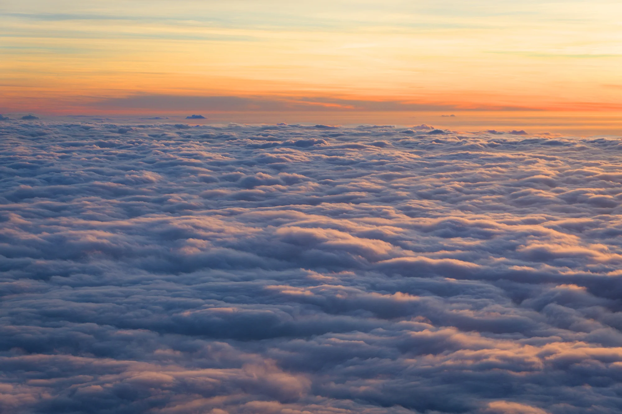 AstroBandit_JordanRose_Hollister_AboveTheClouds_Sunset_WinterStyle_3.jpg
