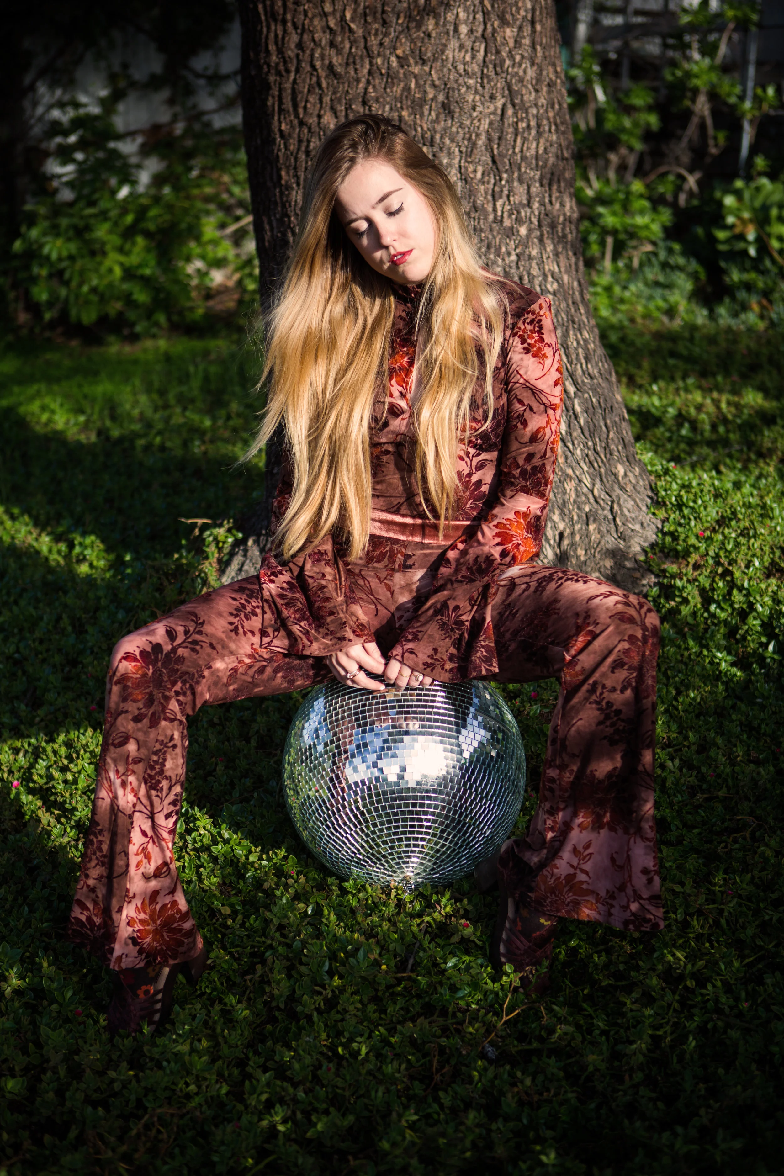 AstroBandit_JordanRose_SomedaysLovin_DiscoBall_1.jpg