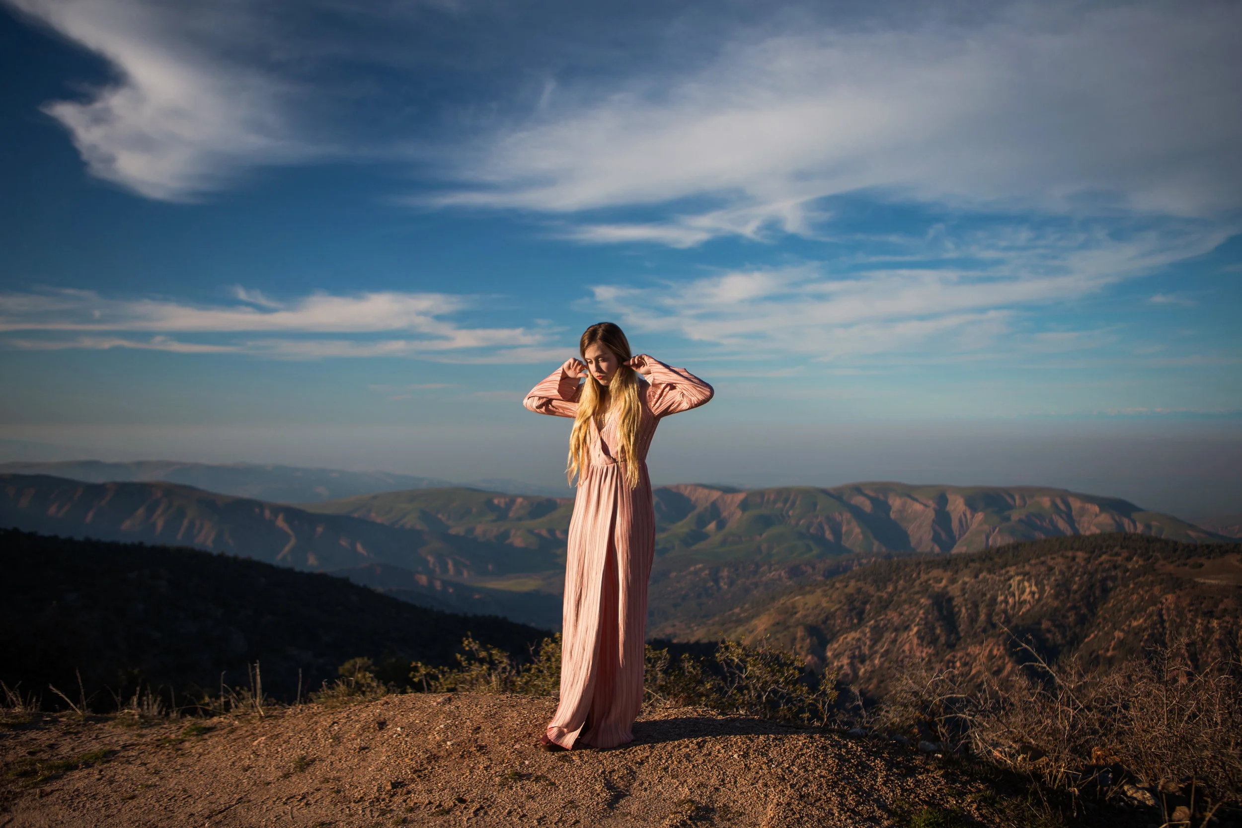 AstroBandit_TheJetsetDiaries_PrimaveraMaxiDress_JordanRose_GoldenHour_3.jpg