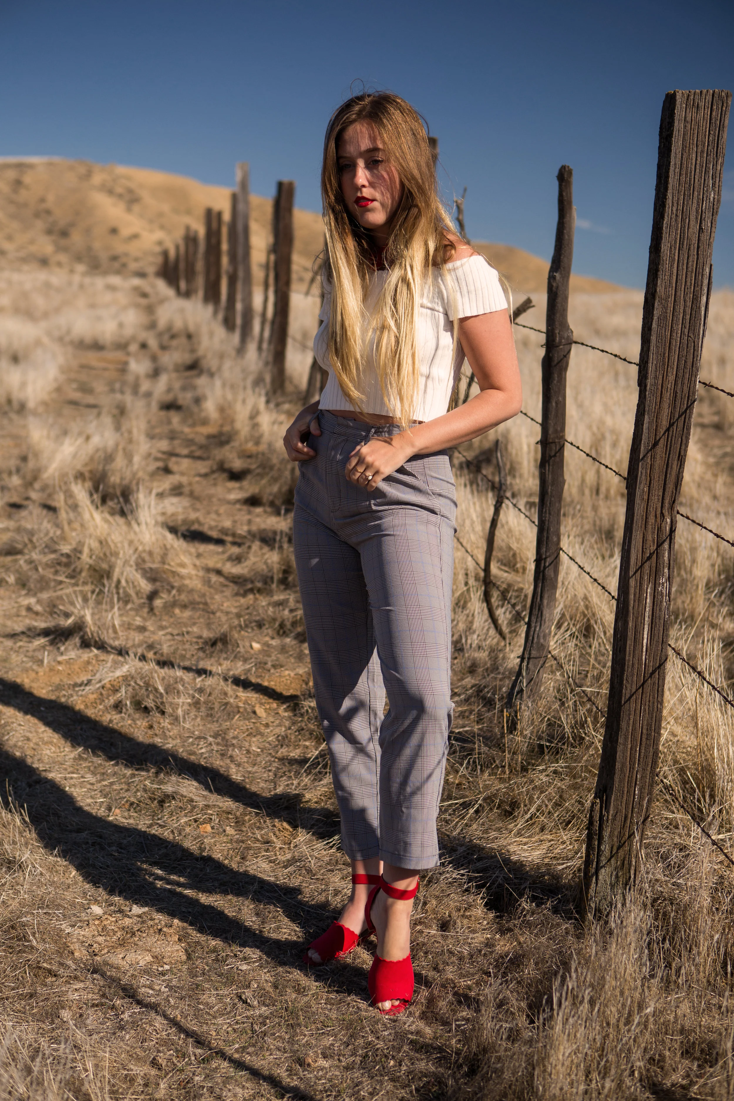 AstroBandit_JordanRose_RedHeels_PopOfRed_RedAccents_CarrizoPlains_GoJane_ZeroUV_2.jpg