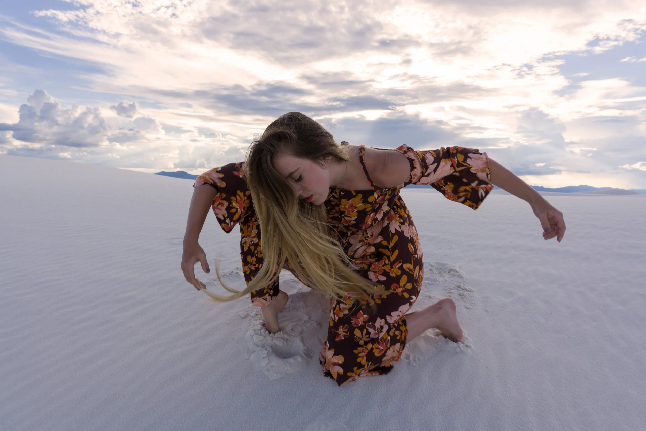 AstroBandit_JordanRose_WhiteSands_Dancing_Dancer_SomedaysLovin_GypsumSand_8.jpg