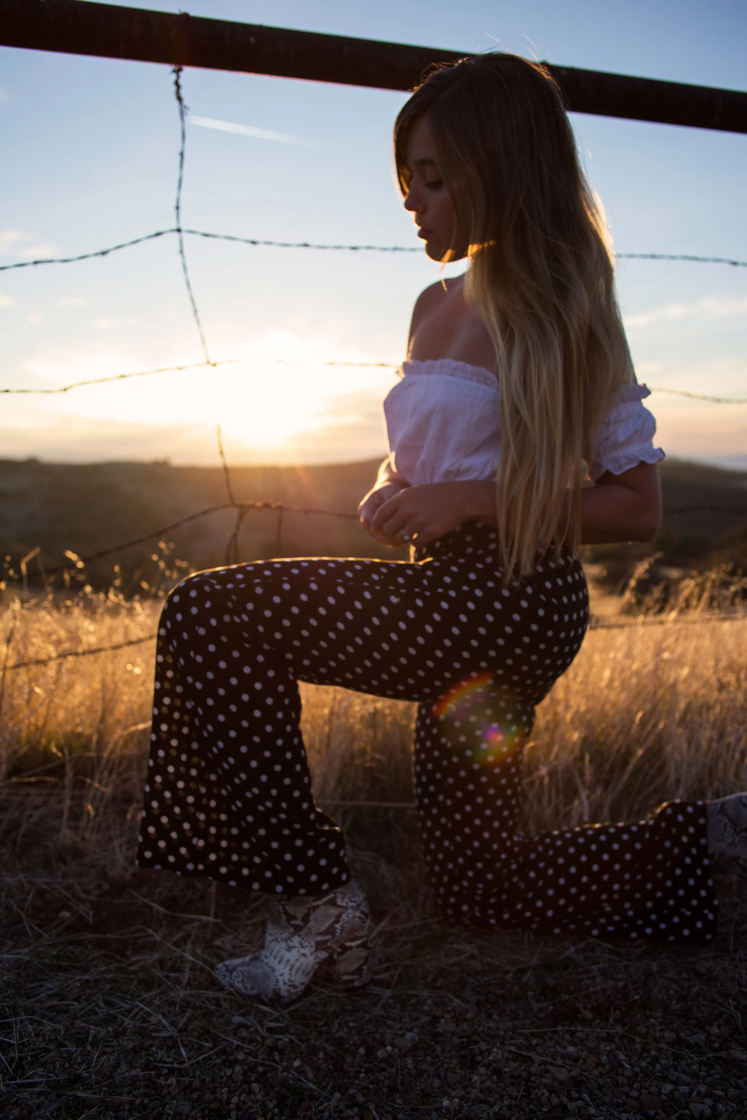 AstroBandit_Blackwater_Matisse_WildHoney_BlackPolkaDotPants_WhiteOffTheShoulderTop_SnakeskinBoots_2.jpg