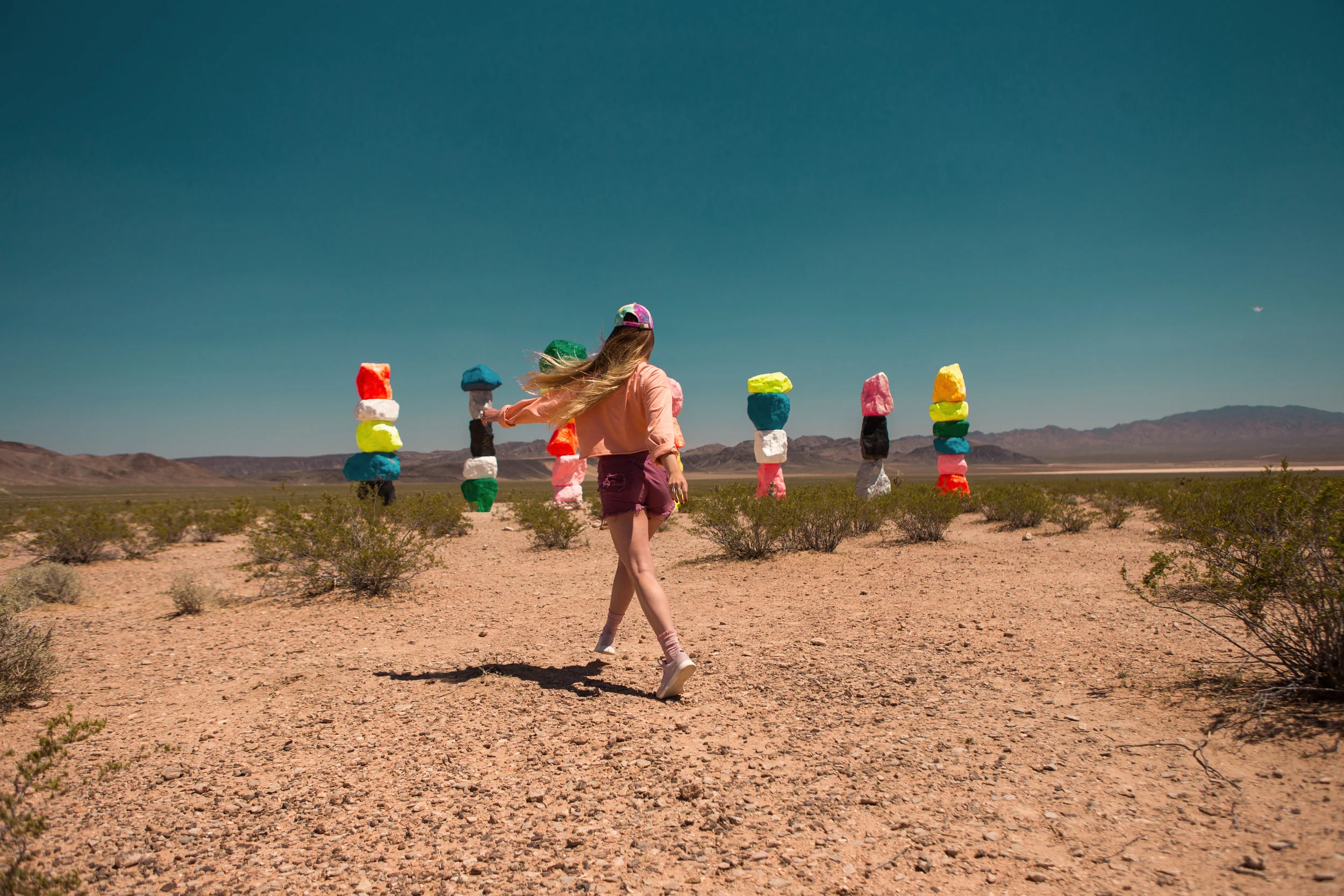 Astro_Bandit_Seven_Magic_Mountains_3.jpg