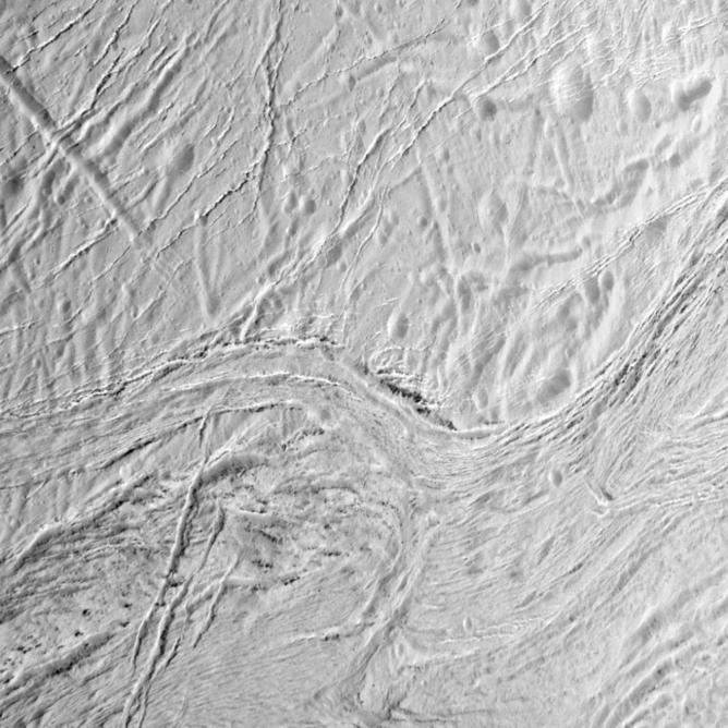 The surface of Enceladus – Image Credit: NASA/JPL-Caltech/Space Science Institute