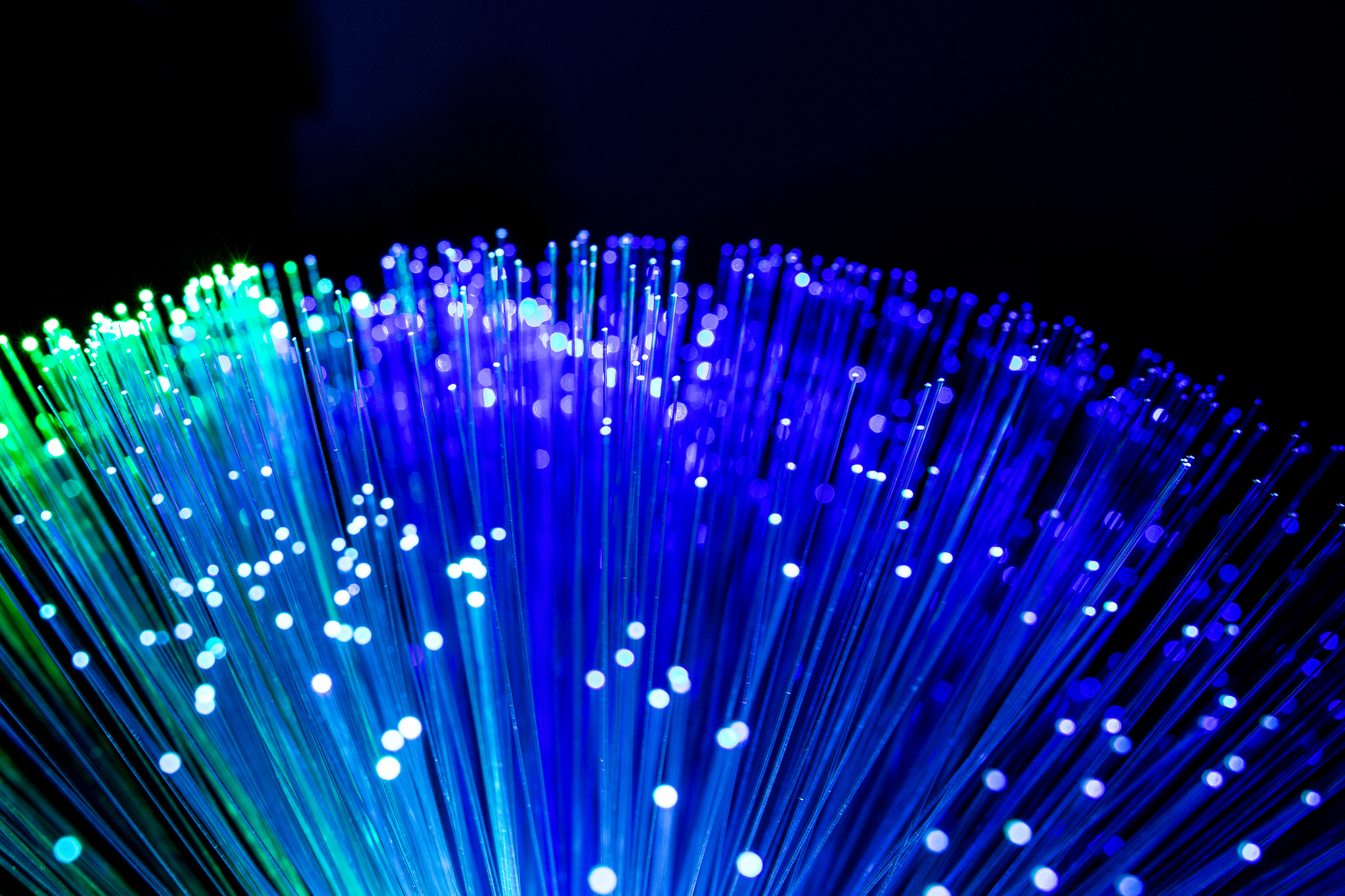 A new development could mean vastly increase data transfer over optical fibre cables. – Image Credit: Groman123/Flickr CC BY-SA